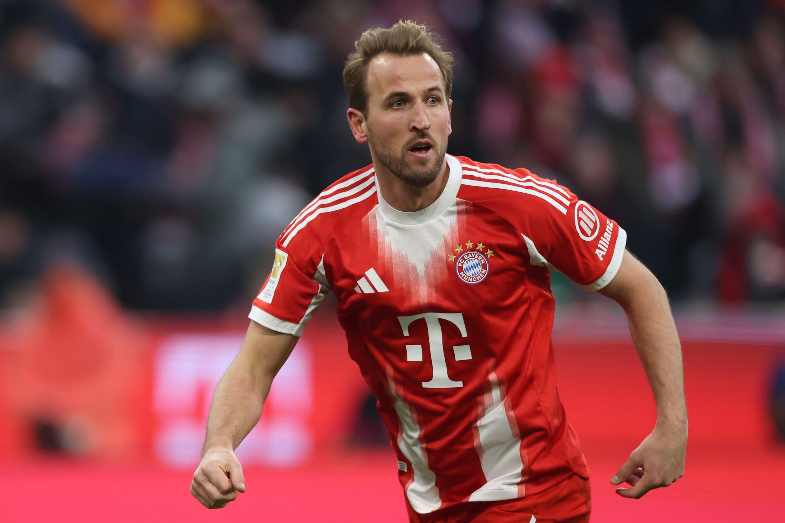 Arsenal planea frenar a Harry Kane antes del crucial encuentro con Bayern