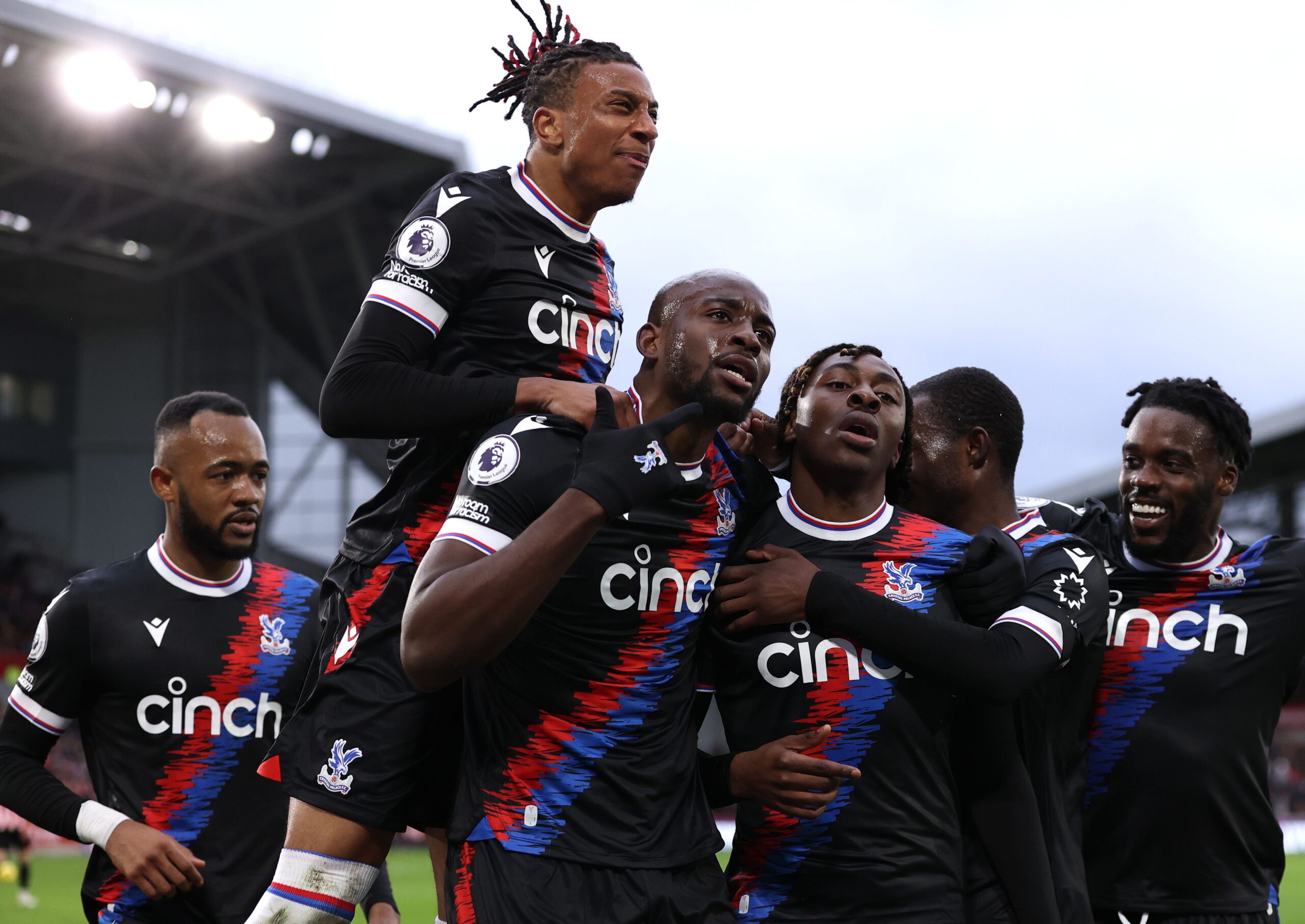 Eberechi Eze habla de su primera impresión de Olise y Mateta en Crystal Palace