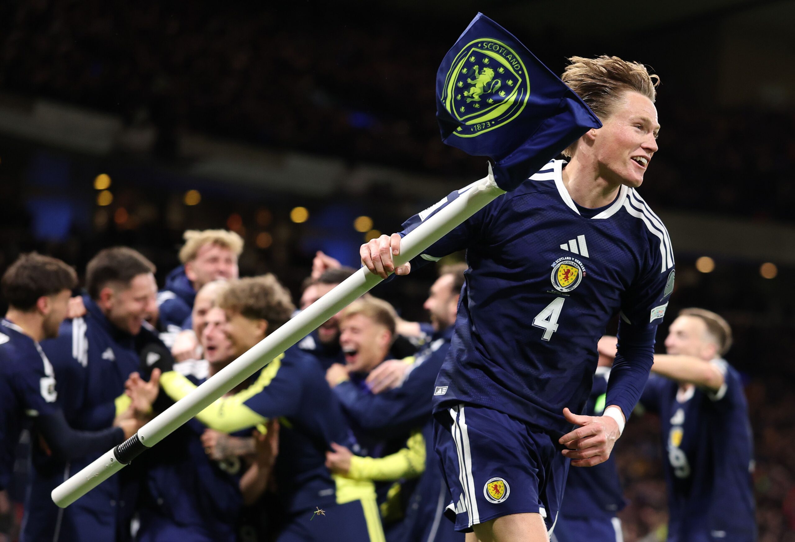 Escocia se clasifica para el Mundial: McTominay, Tierney y McLean brillan