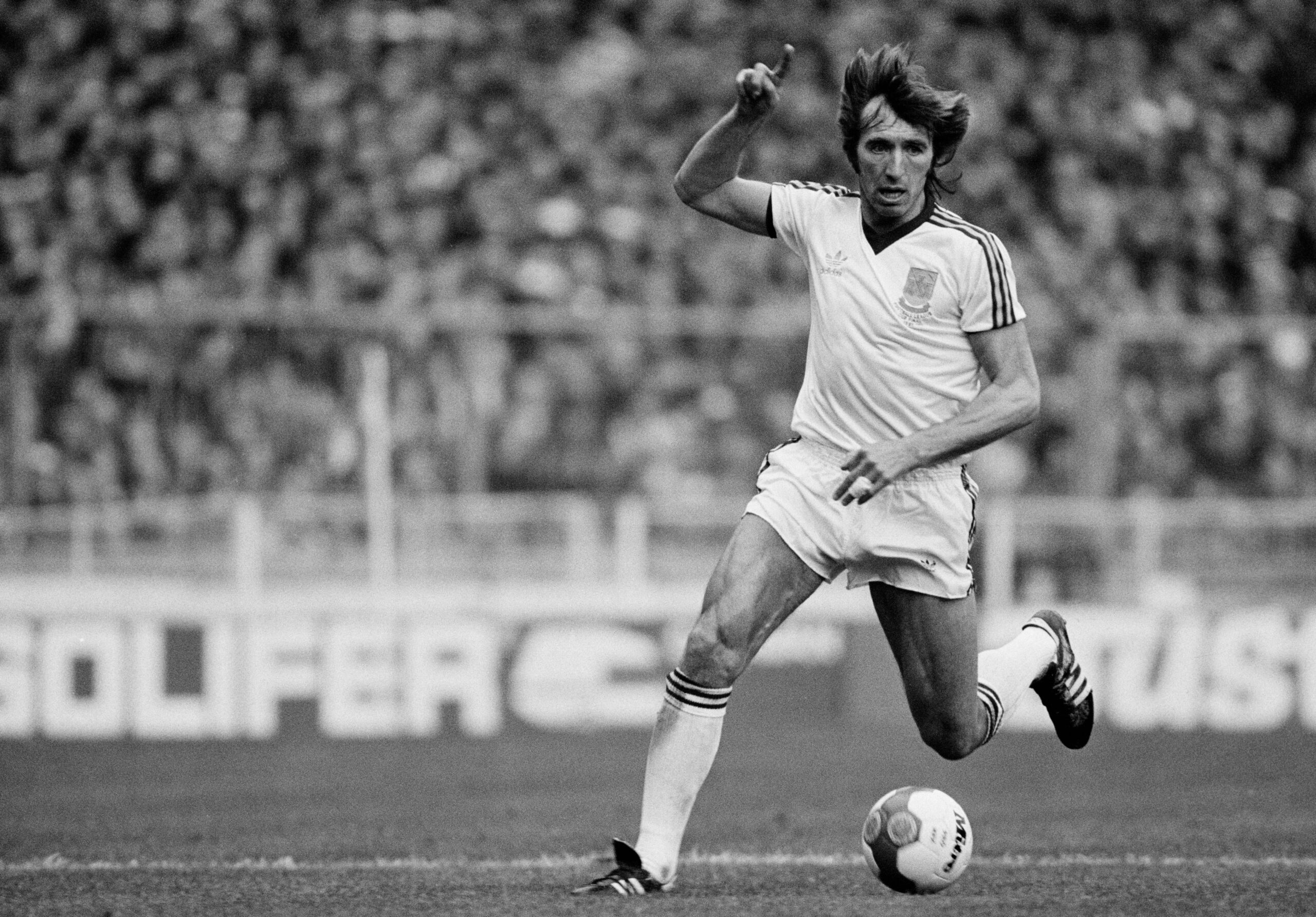 Fallece a los 79 años la leyenda de West Ham Billy Bonds, tributos llegan