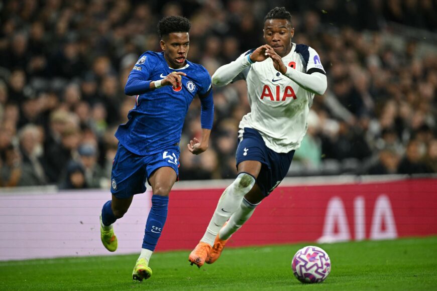 Destiny Udogie: Jugador de la Premier League amenazado con arma por su agente
