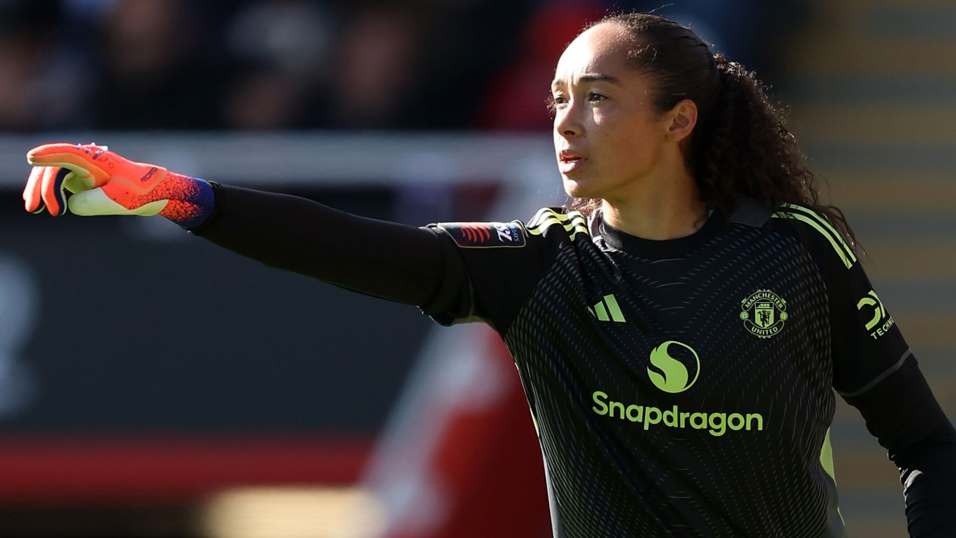 Phallon Tullis-Joyce, arquera de Man Utd y USWNT, sufre fractura en el ojo