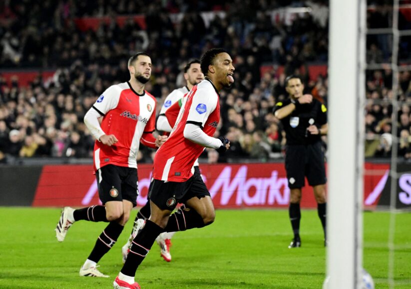 Borussia Dortmund busca al hermano gemelo de Jurrien Timber en Feyenoord