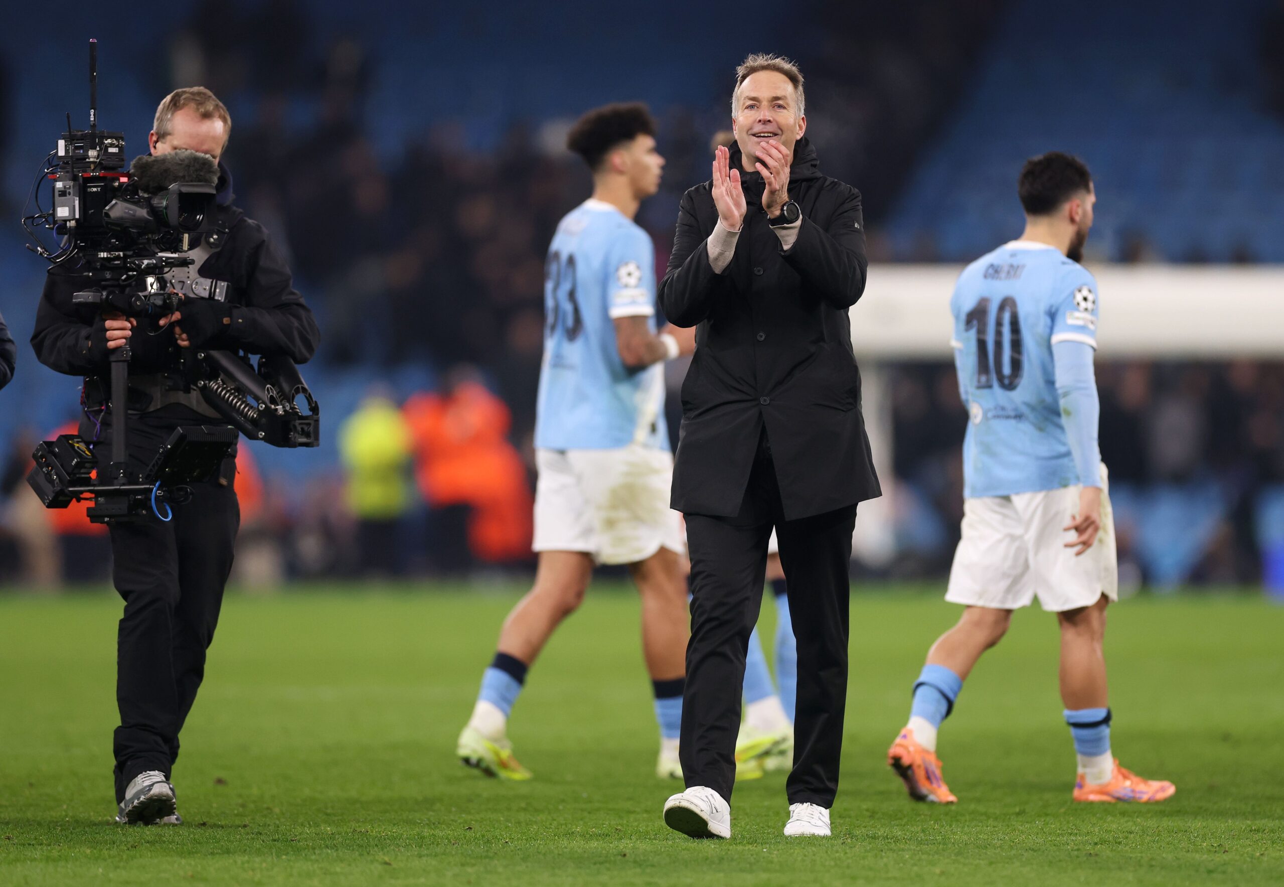 Bayer Leverkusen celebra victoria histórica sobre Man City en la Champions League