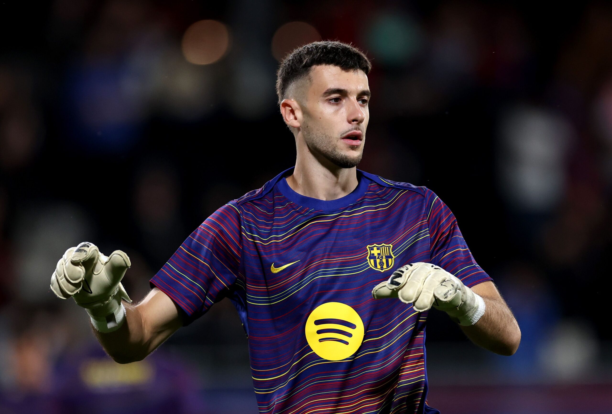 Barcelona recibe gran impulso por повернення іспанського гравця перед матчем з Chelsea