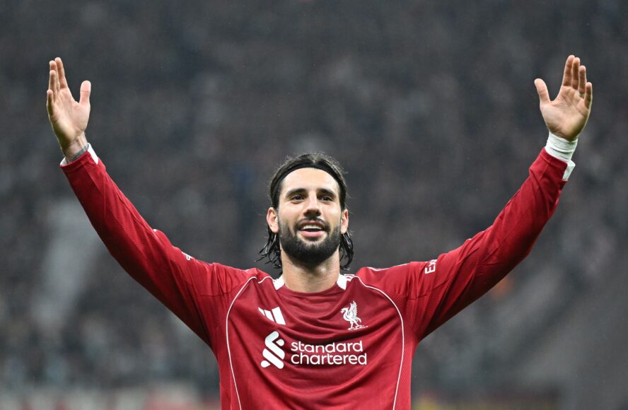 Liverpool en alerta: riesgo de perder centrocampistas ante interés de Madrid y Barça