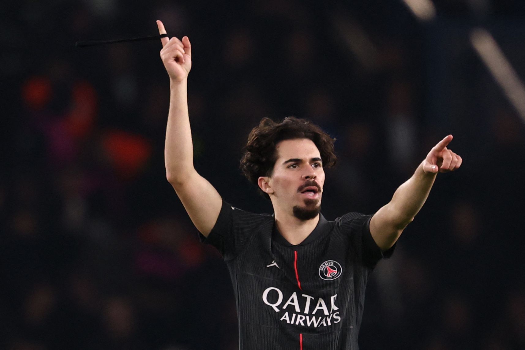 Thomas Frank respalda a Vitinha para el Balón de Oro tras derrota de Tottenham