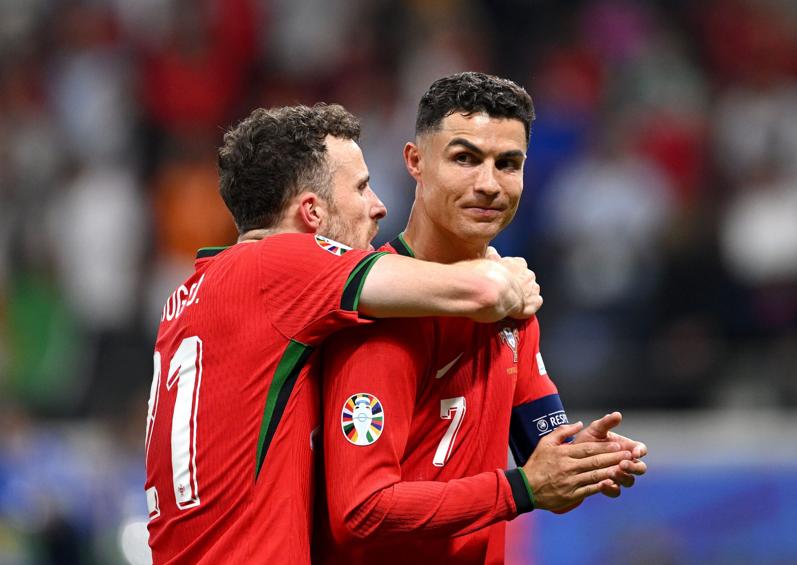Cristiano Ronaldo regala un emotivo presente a la familia de Diogo Jota tras éxito en la Liga de Naciones 2025