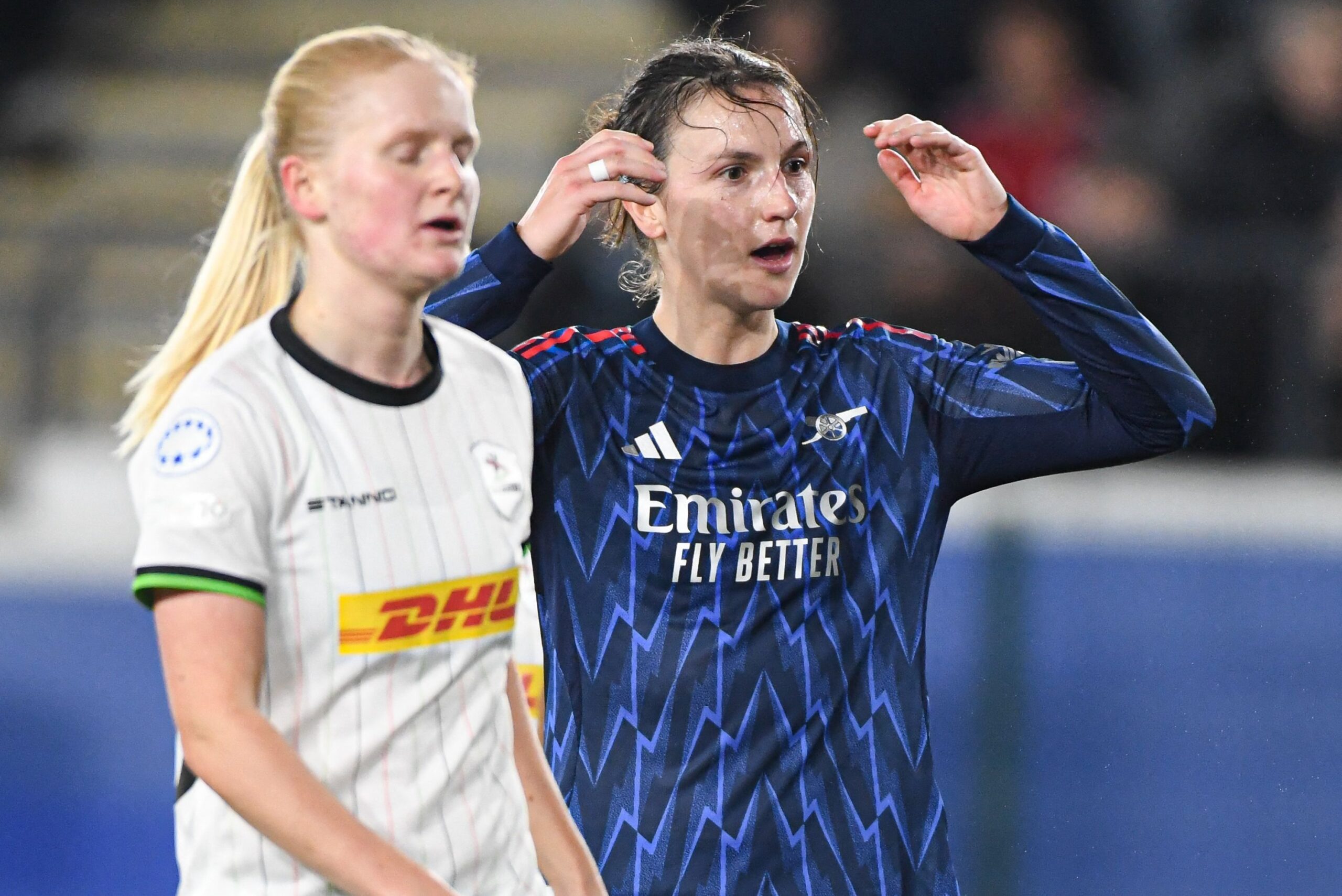 Clasificación de jugadoras del Arsenal femenino vs Leuven: Olivia Smith brilla