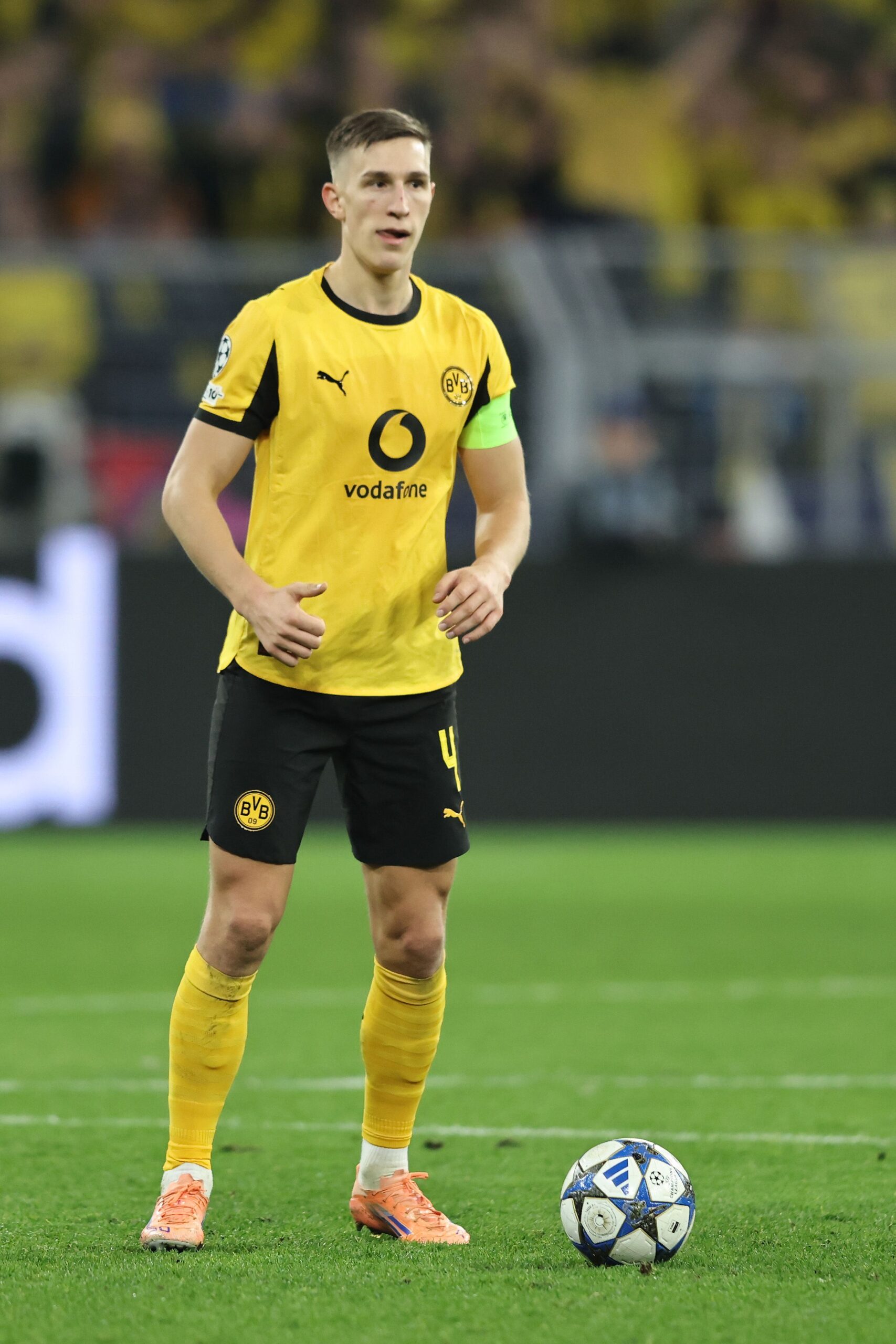 Borussia Dortmund se derrumba en Champions League, Schlotterbeck critica suplentes