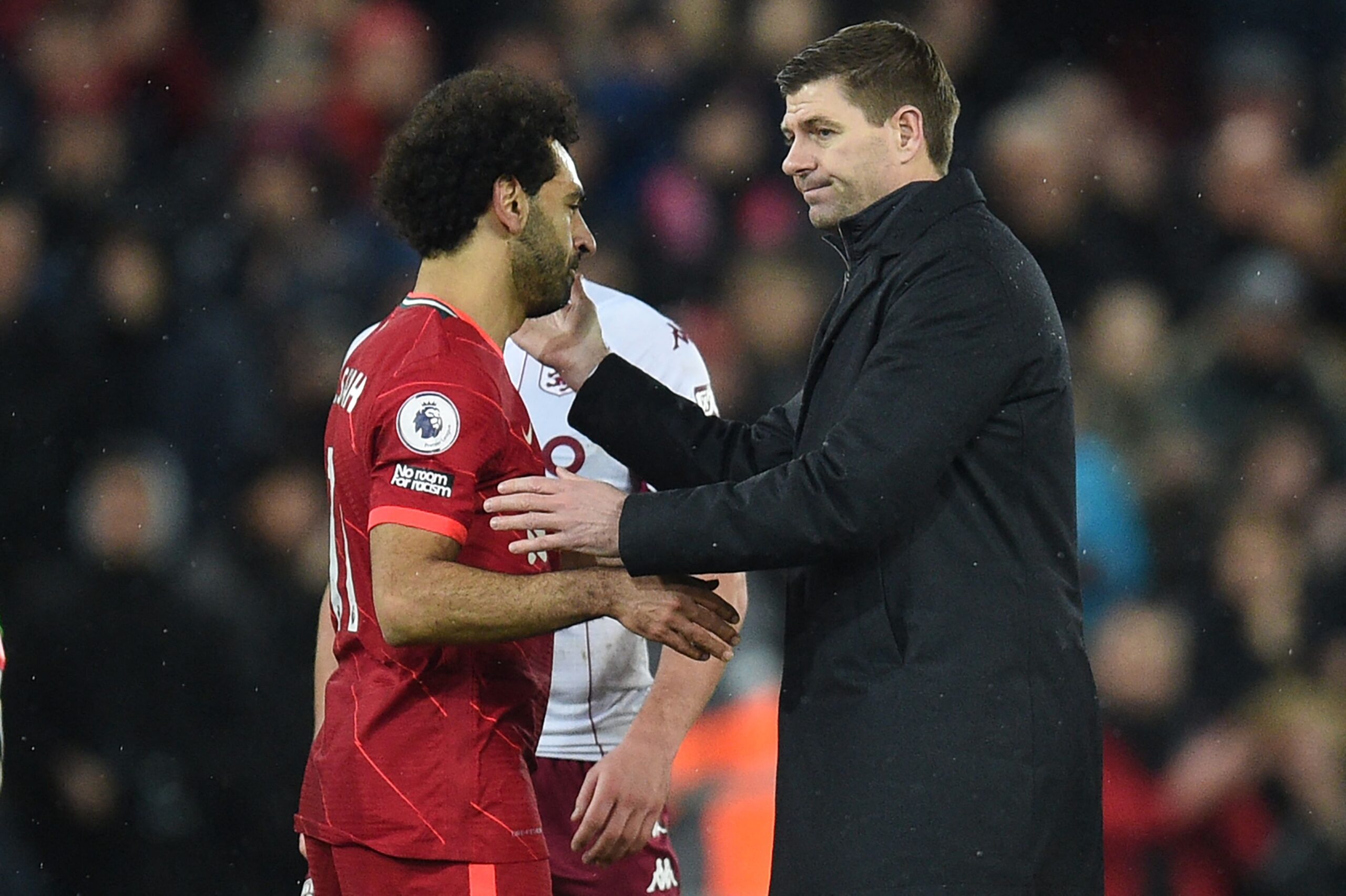 La reacción de Steven Gerrard sobre Mohamed Salah: Jamie Carragher criticado