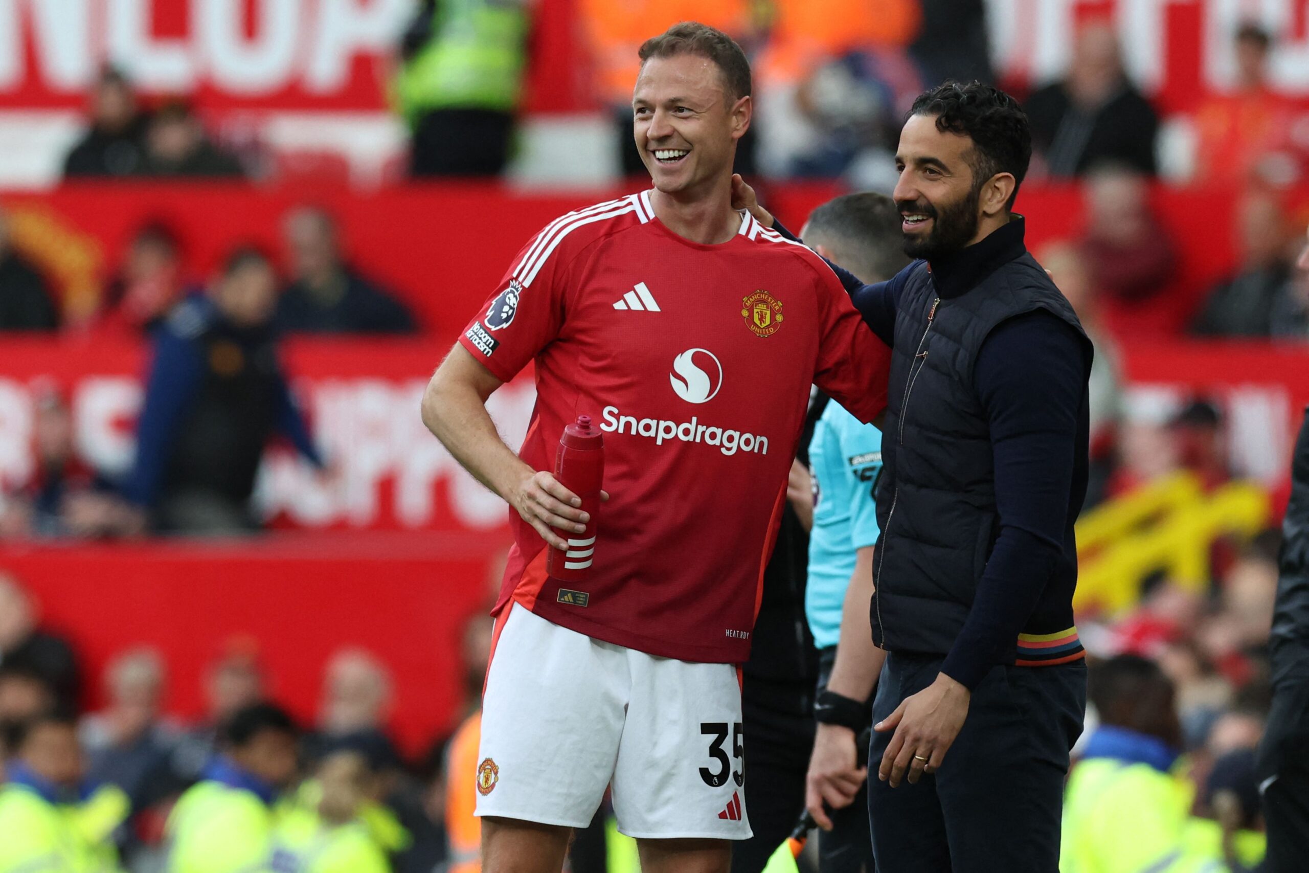 Jonny Evans deja su puesto como jefe de préstamos en Man Utd tras seis meses