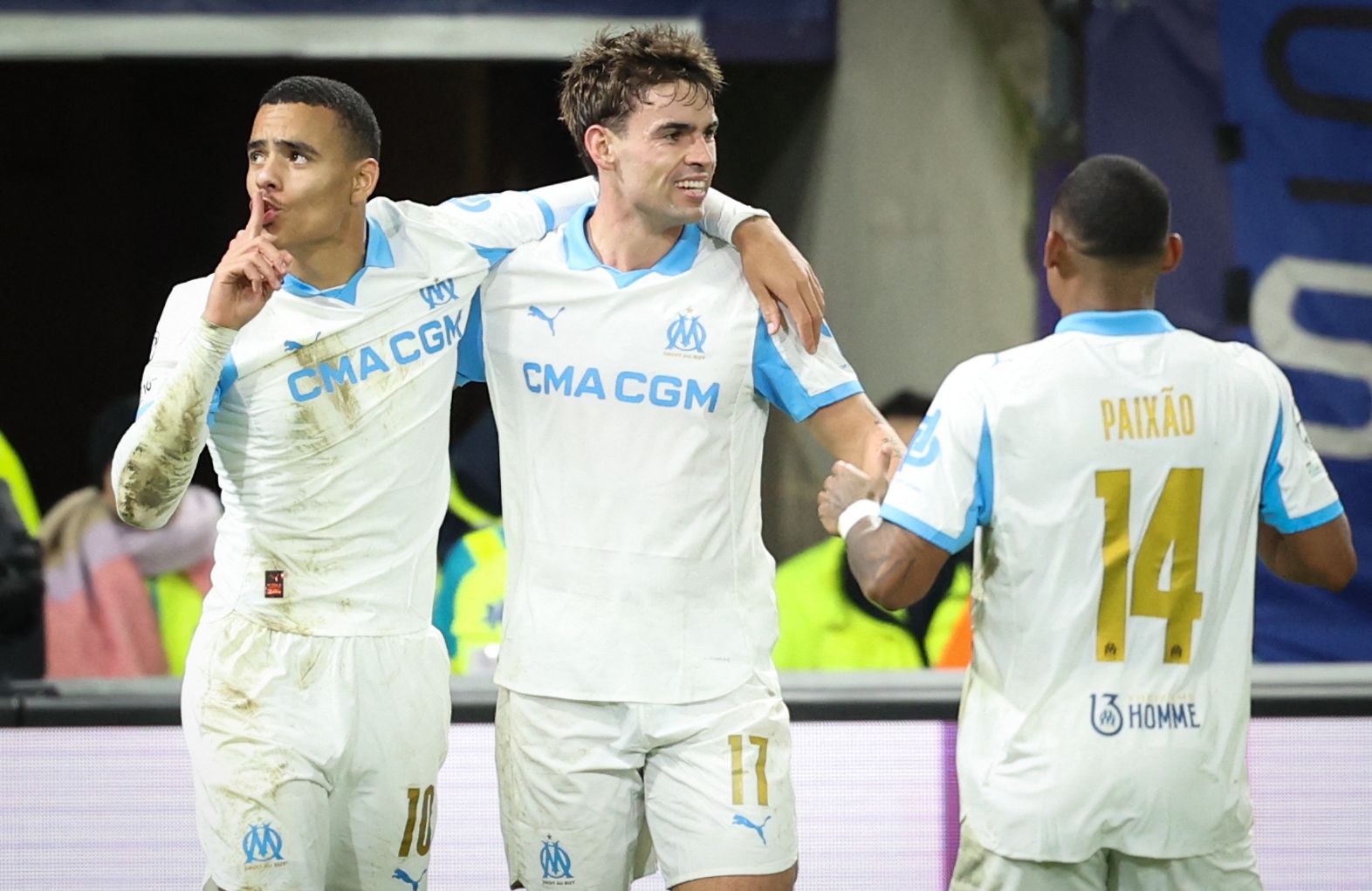 Roberto De Zerbi critica a Mason Greenwood tras su actuación en Champions League
