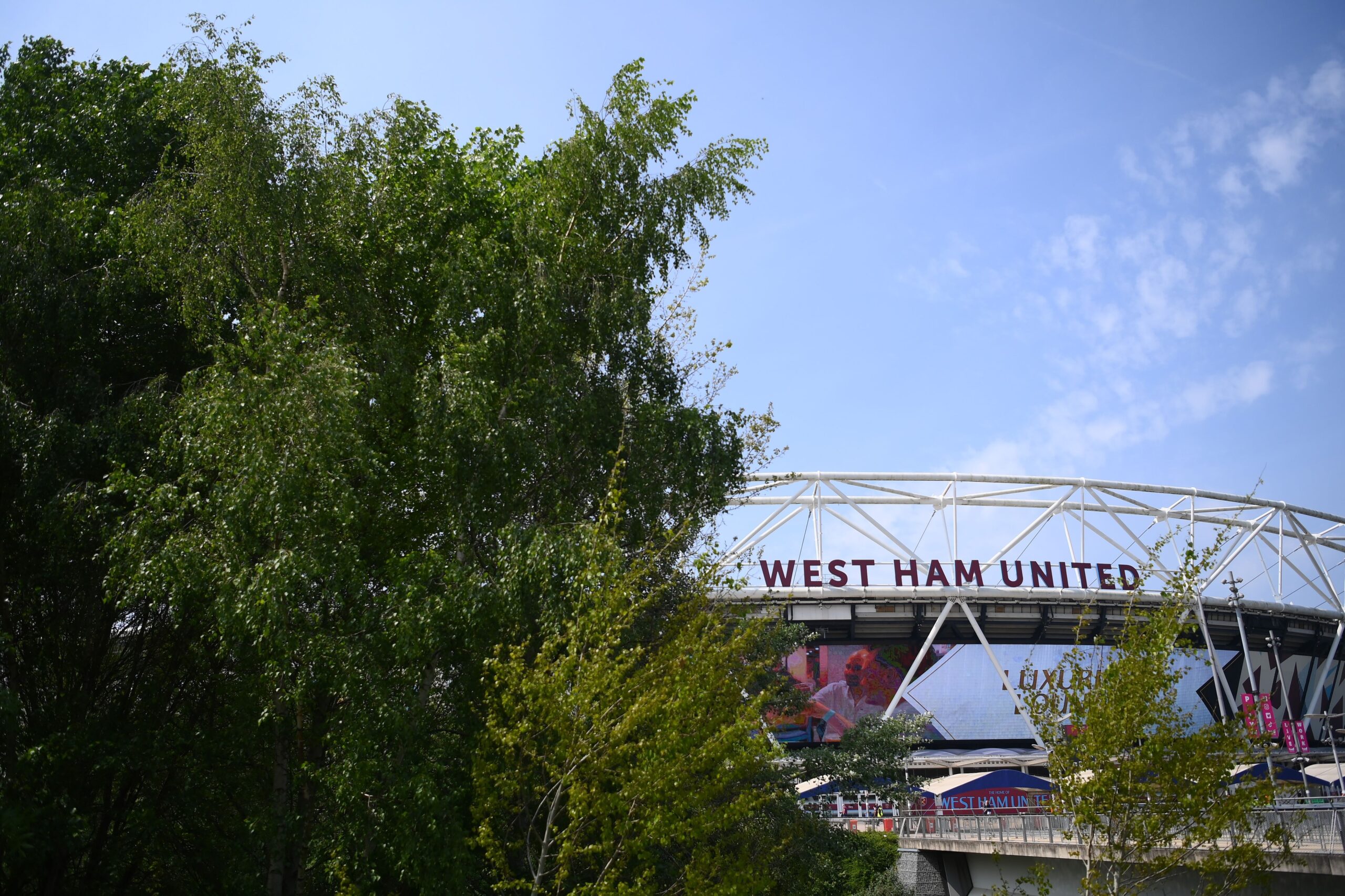 West Ham debería abandonar el Estadio de Londres si desciende, dice exestrella