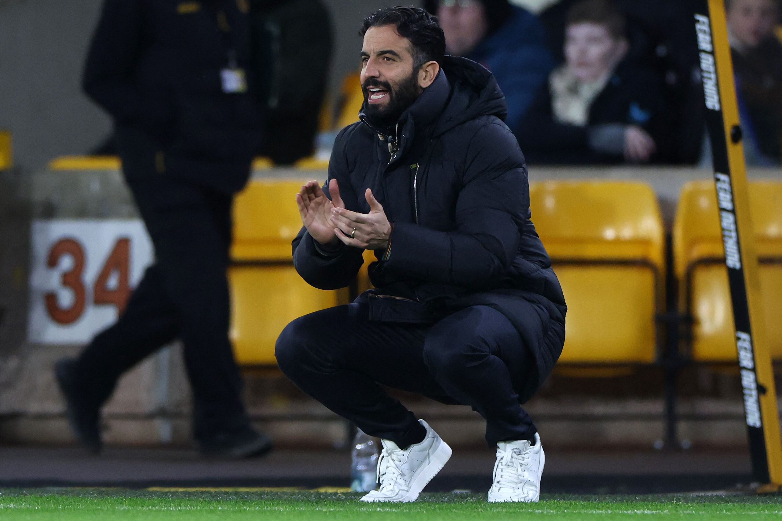 Paul Scholes critica a Ruben Amorim por su estilo de juego en Manchester United