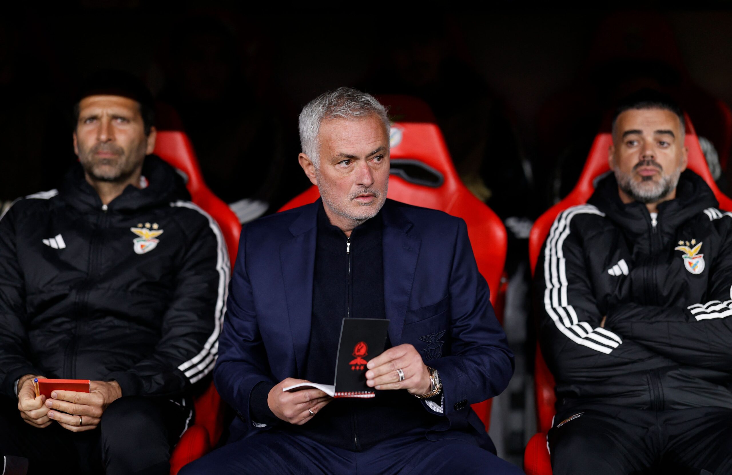 José Mourinho defiende su éxito en títulos frente a críticas de ‘juegos mentales’