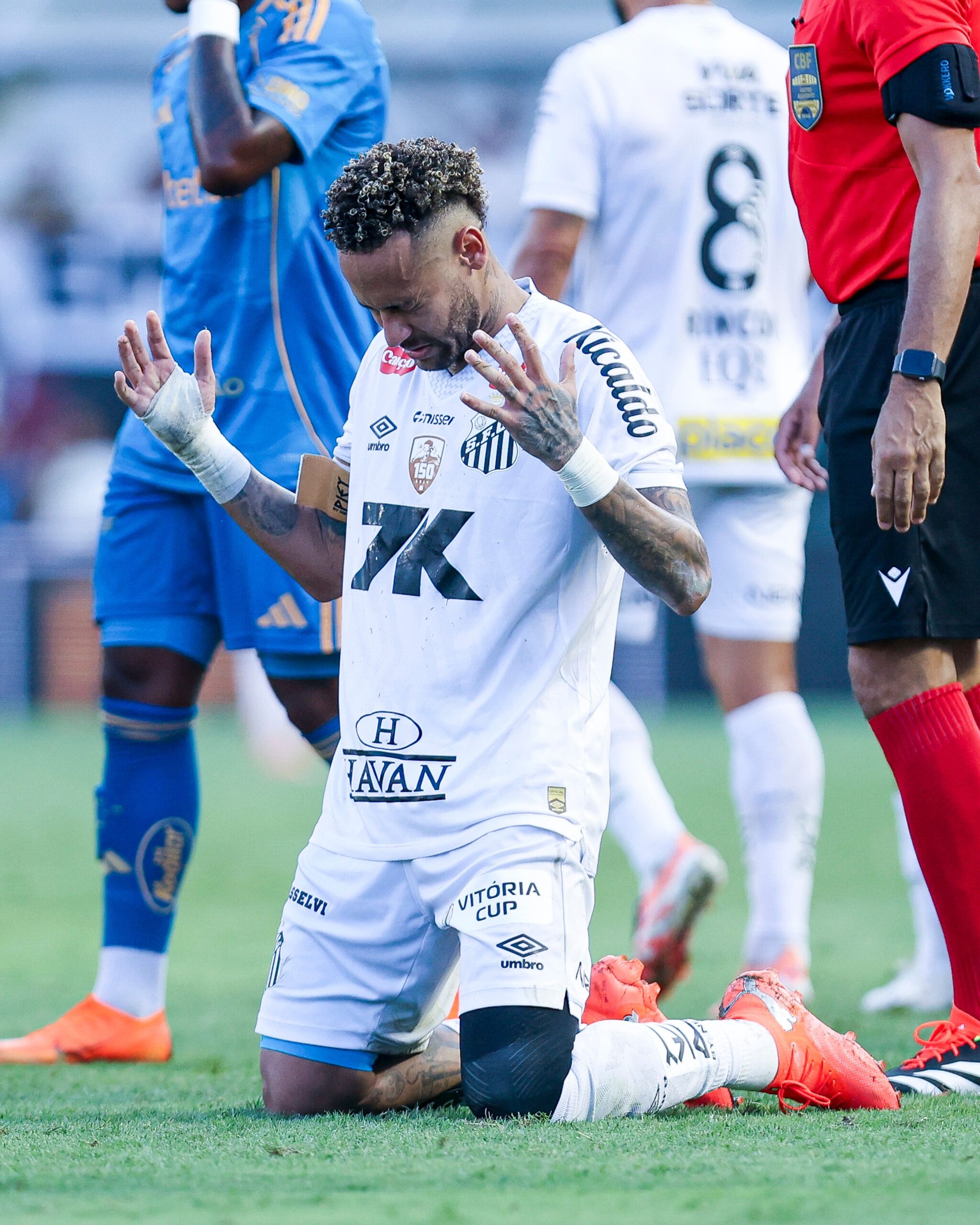 Neymar firmará extensión hasta el Mundial 2026, afirma presidente de Santos