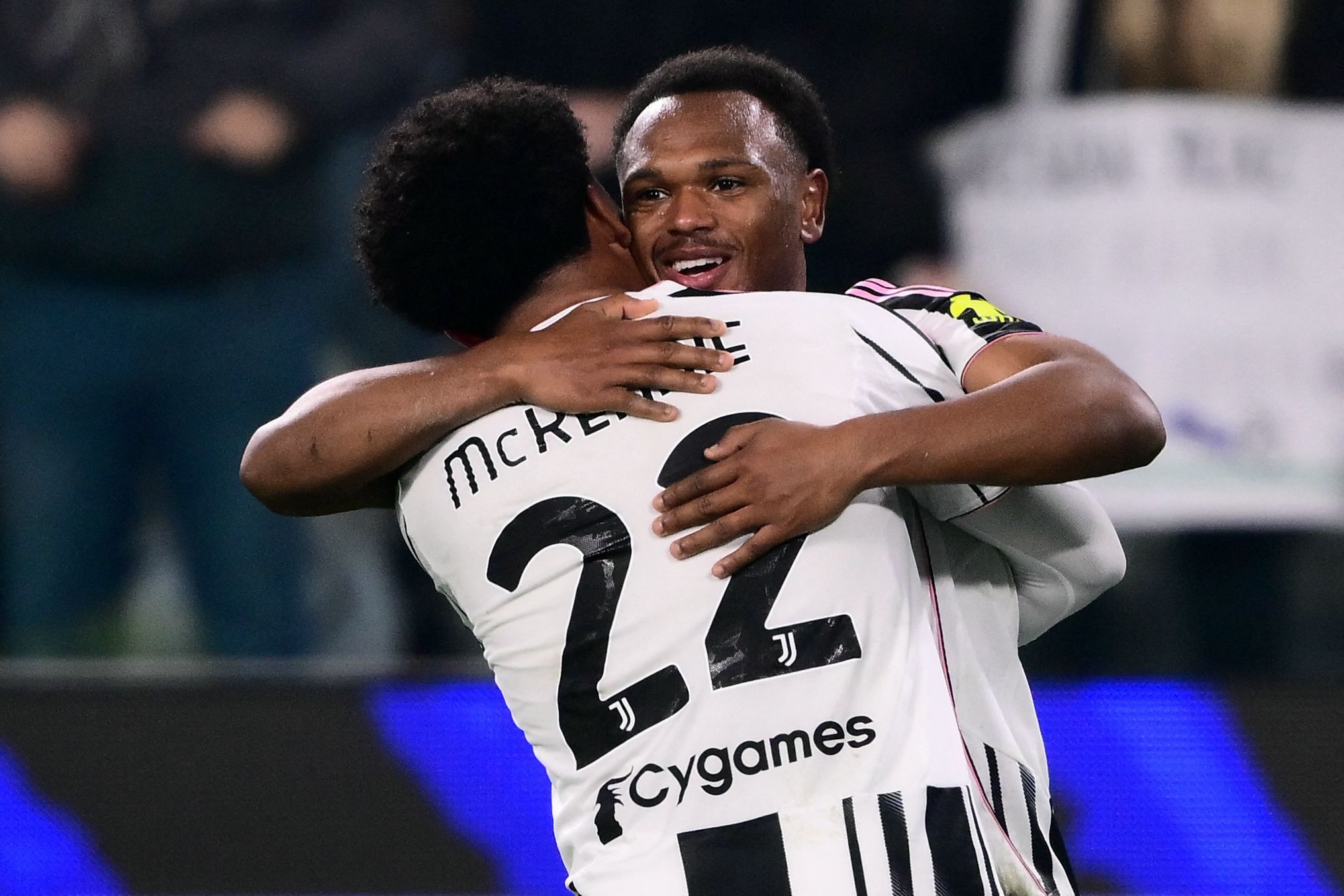 Rendimiento excepcional de Pepi en PSV y McKennie clave en Juventus