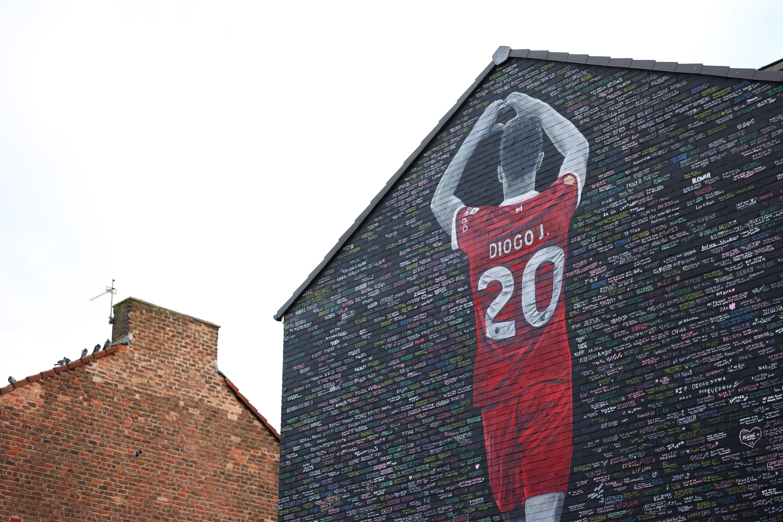Virgil van Dijk: Liverpool disfruta la presión y busca mejorar su inicio de campaña