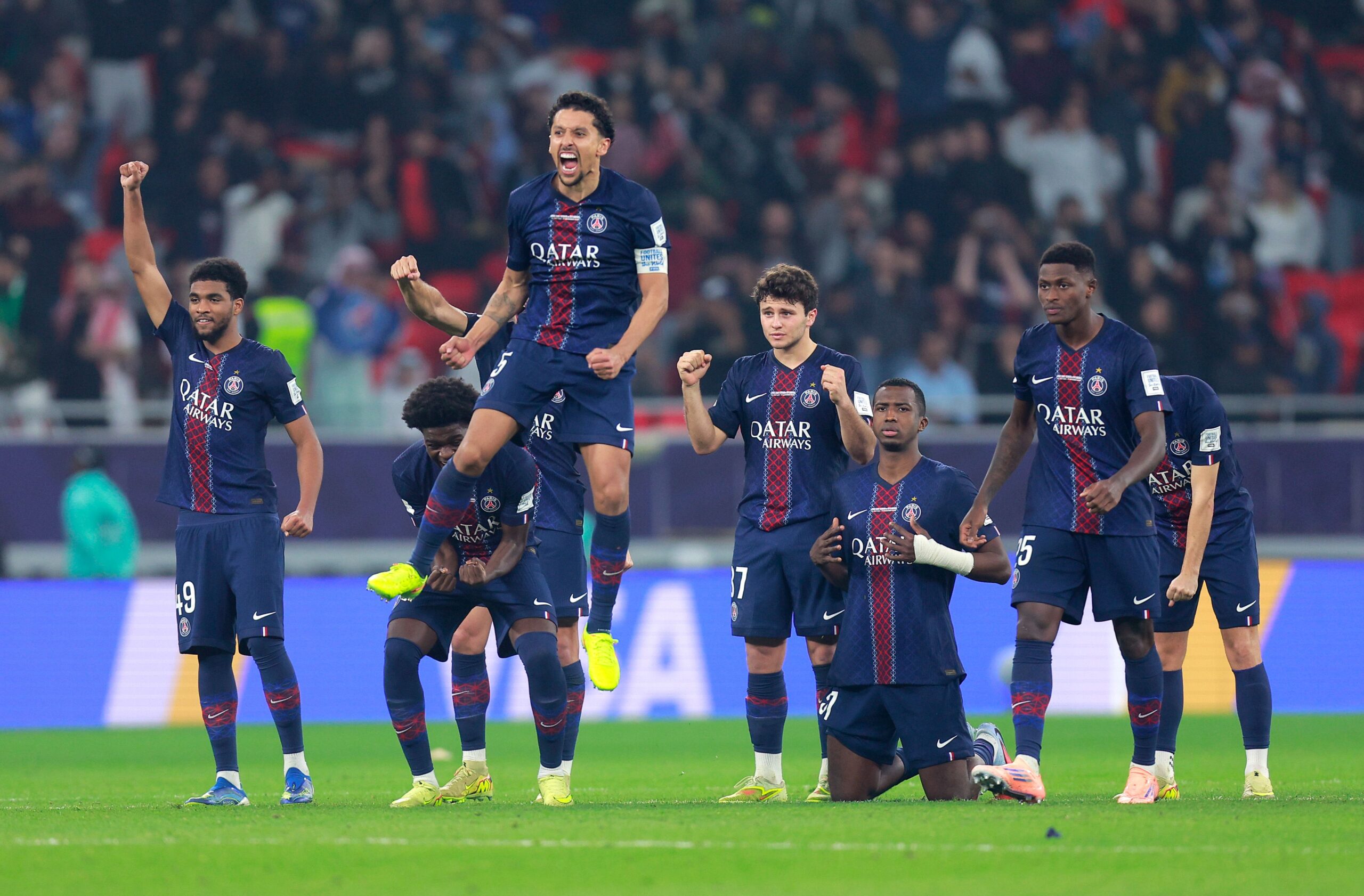 Safonov salva al PSG en la Copa Intercontinental contra Flamengo