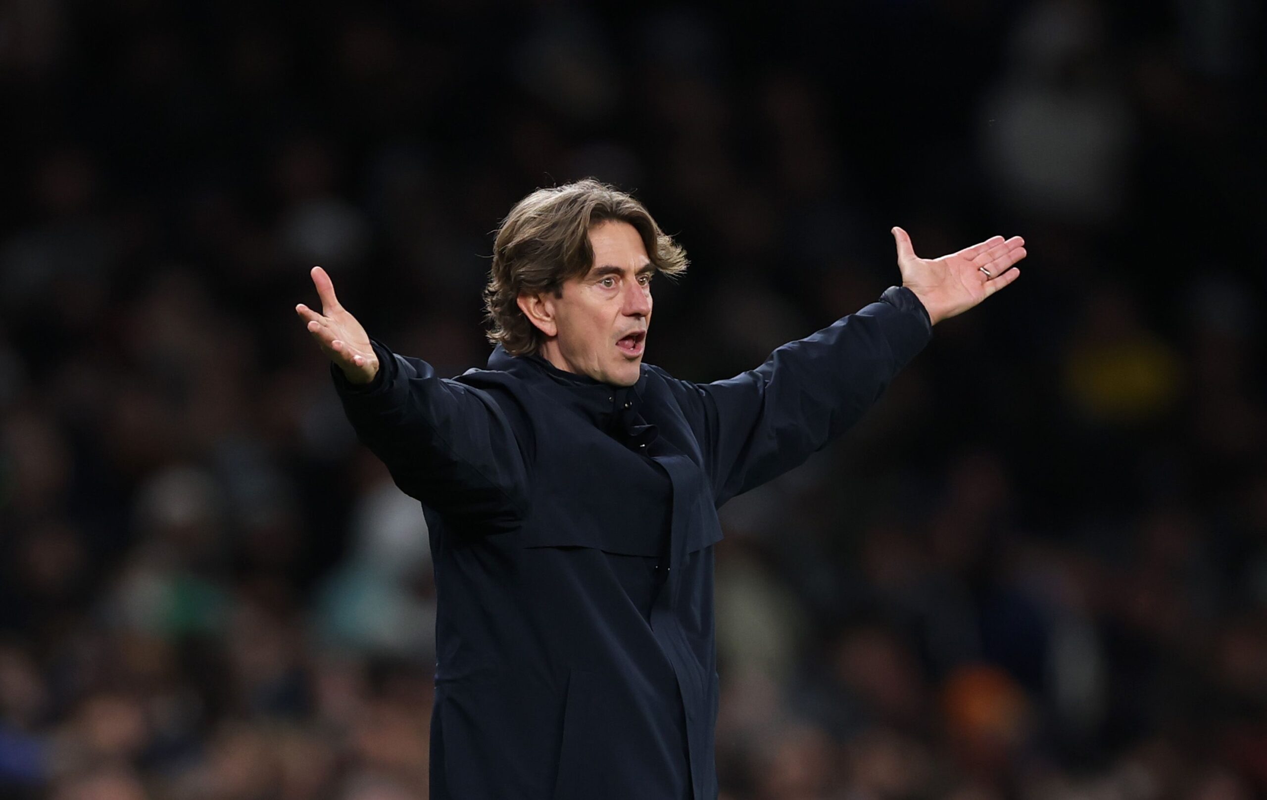 Thomas Frank, técnico del Tottenham, criticado por exjugador en redes sociales