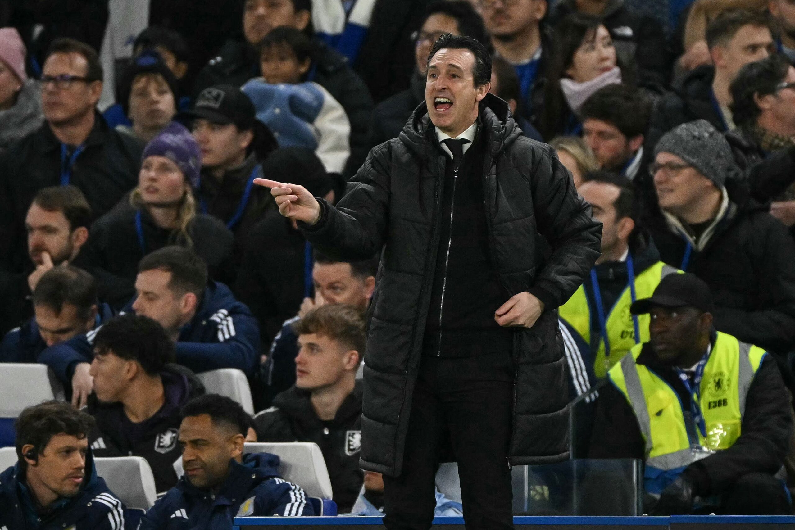 Investigación de Chelsea tras incidentes en el banquillo del Aston Villa