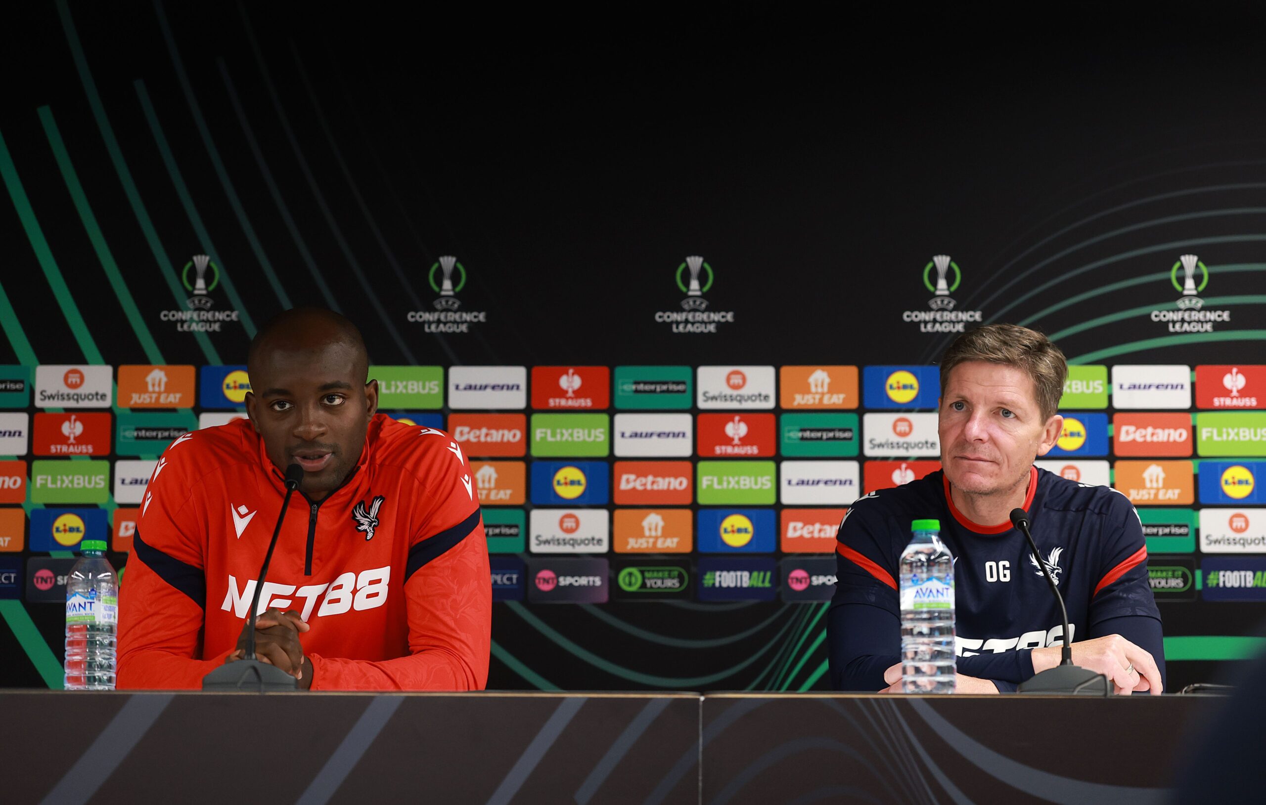 Crystal Palace busca renovar contrato de Mateta, pero переговори затягуються