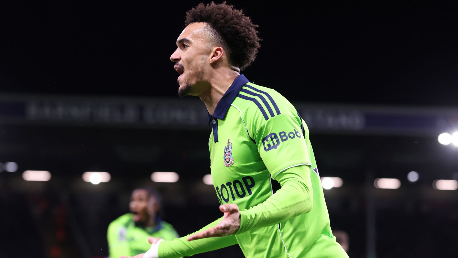 Man Utd considera a Antonee Robinson como solución a su debilidad defensiva