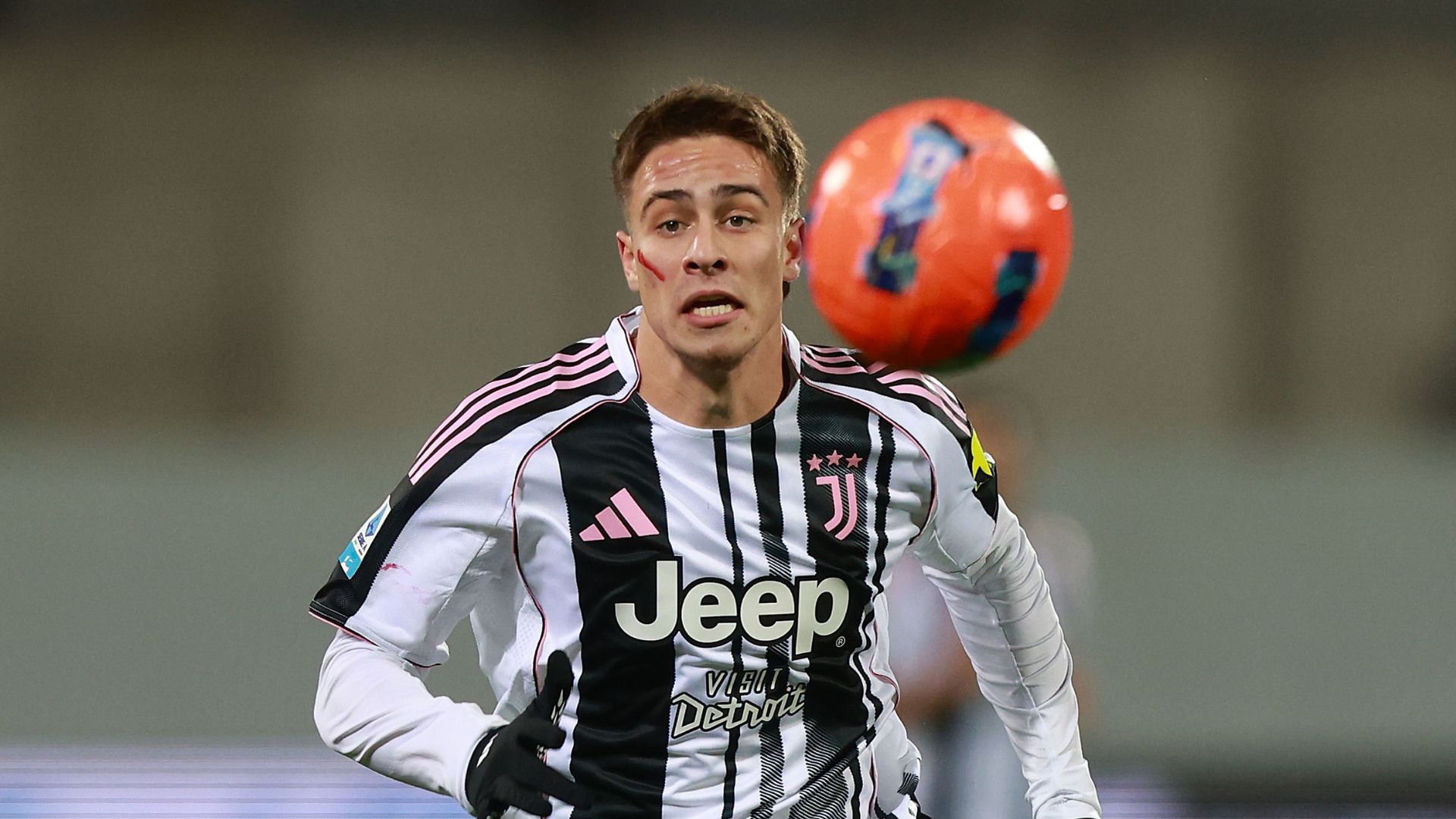 Arsenal busca a Kenan Yildiz del Juventus ante interés de Real Madrid