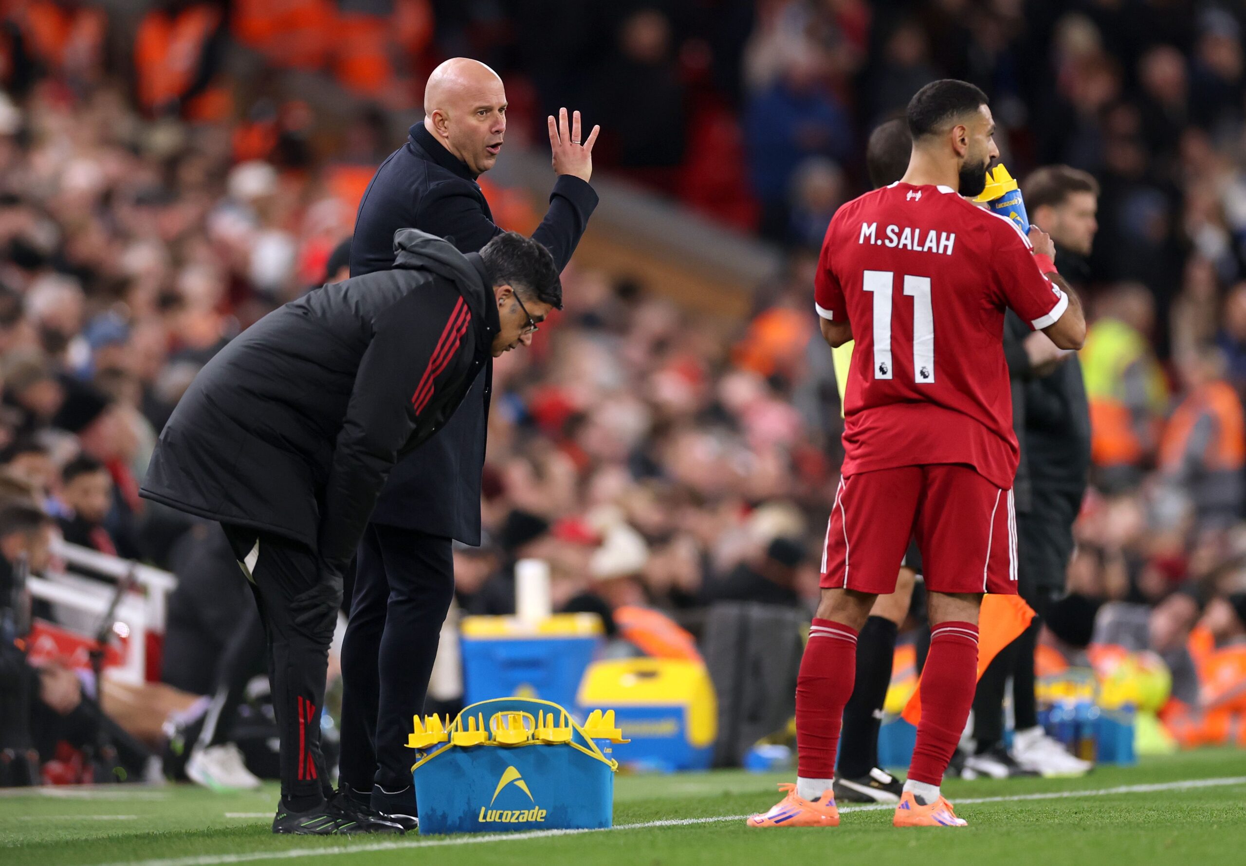 Arne Slot explica por qué decidió reintegrar a Mo Salah en el Liverpool