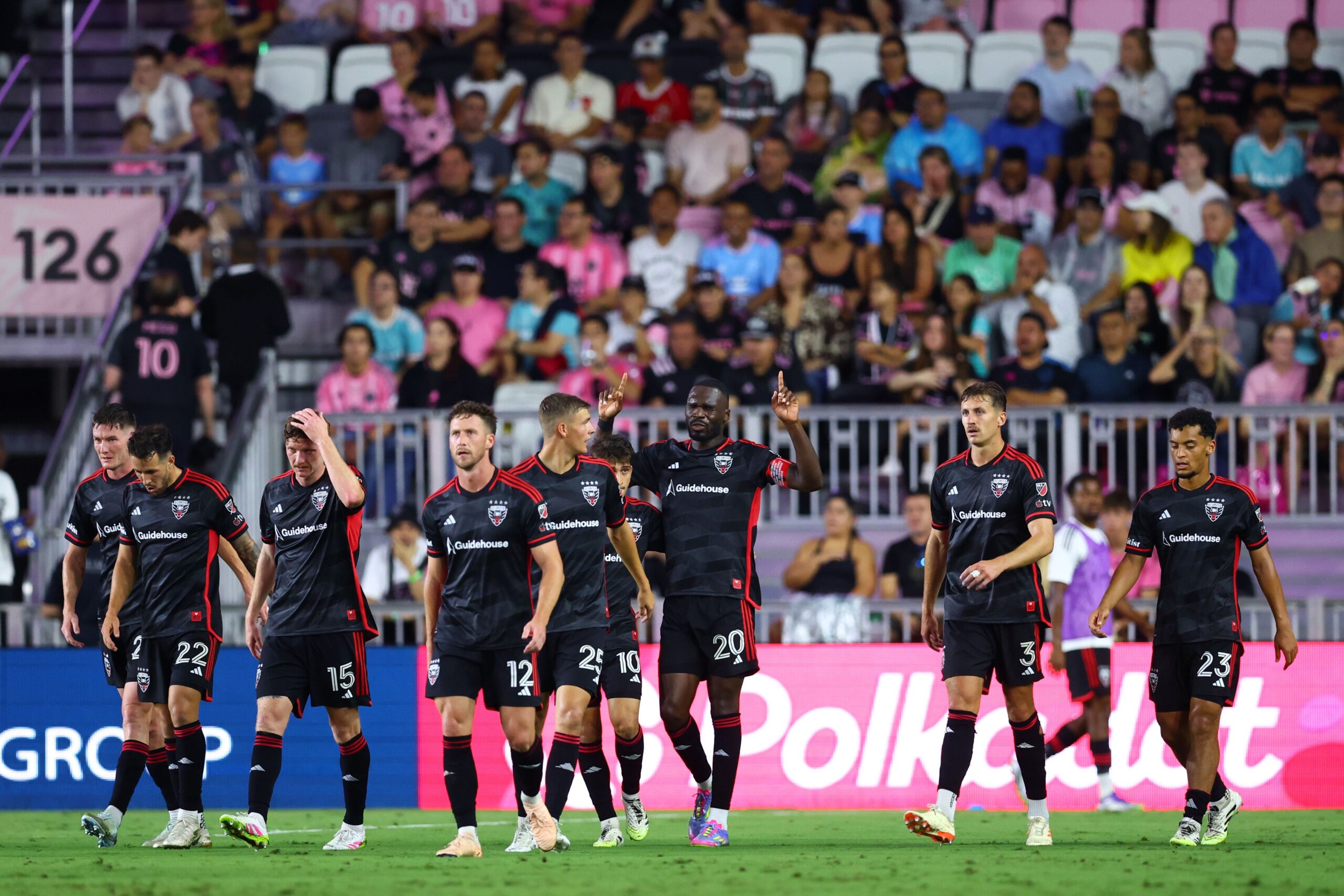 Cristian Benteke se despide de D.C. United y enfrenta la agencia libre