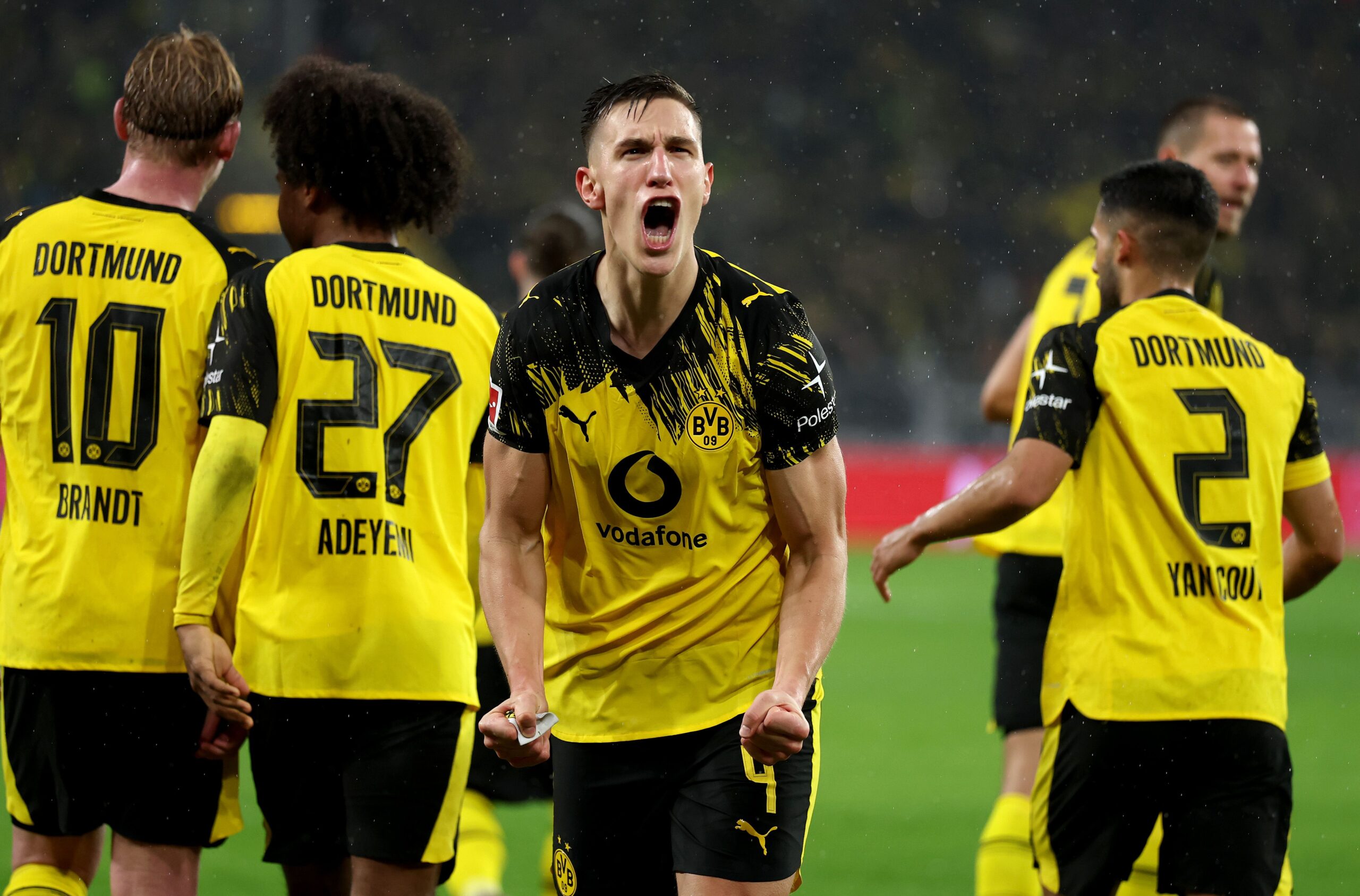 El entrenador del Borussia Dortmund responde a la dura crítica de Schlotterbeck