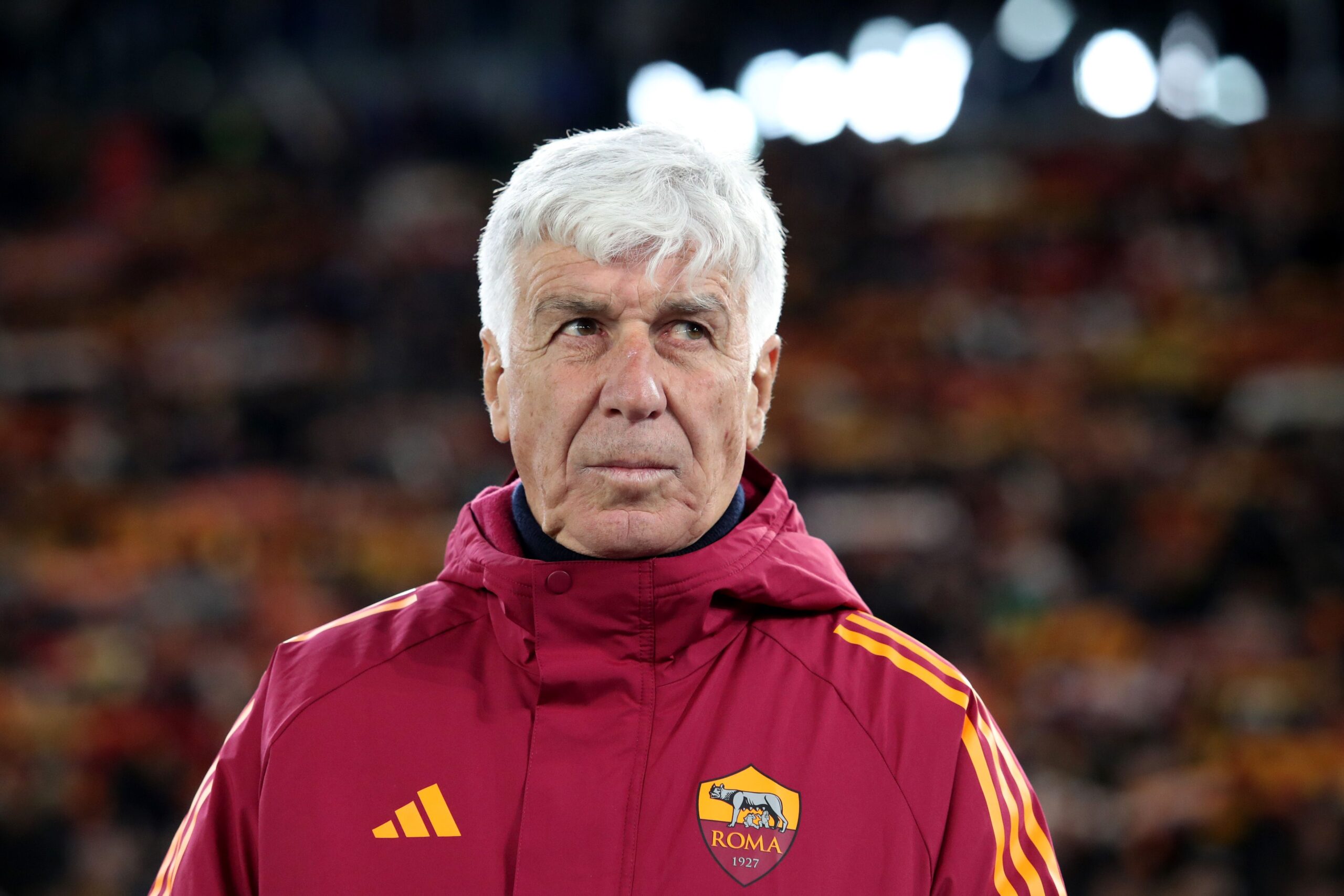 Roma y Man Utd negocian por Zirkzee mientras finalizan préstamo de Ferguson
