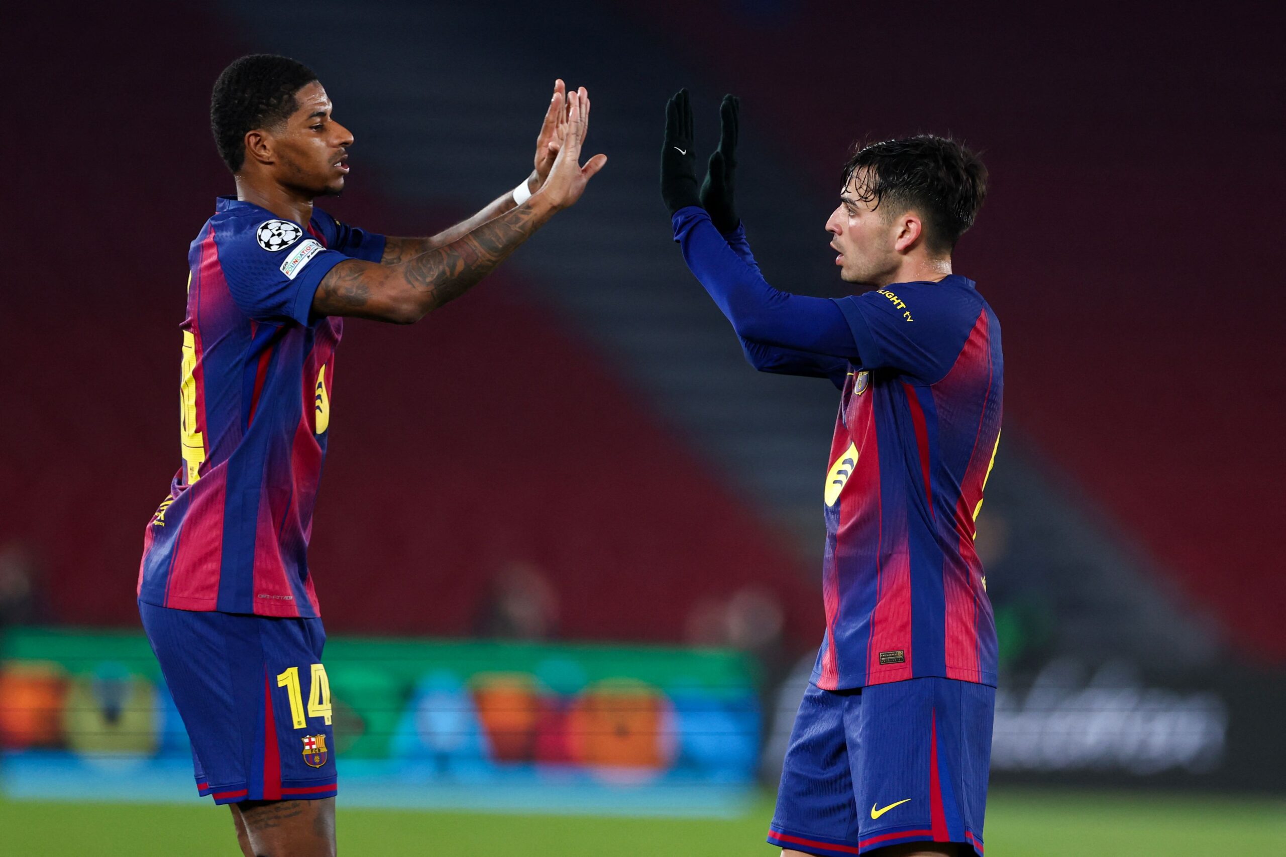Hansi Flick elogia a Rashford por su impacto en la remontada del Barcelona