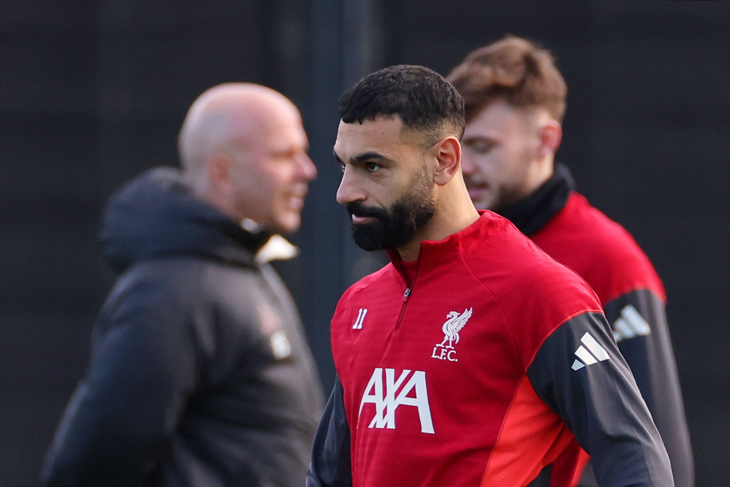 Mohamed Salah regresa al banquillo en el partido contra Brighton de Liverpool