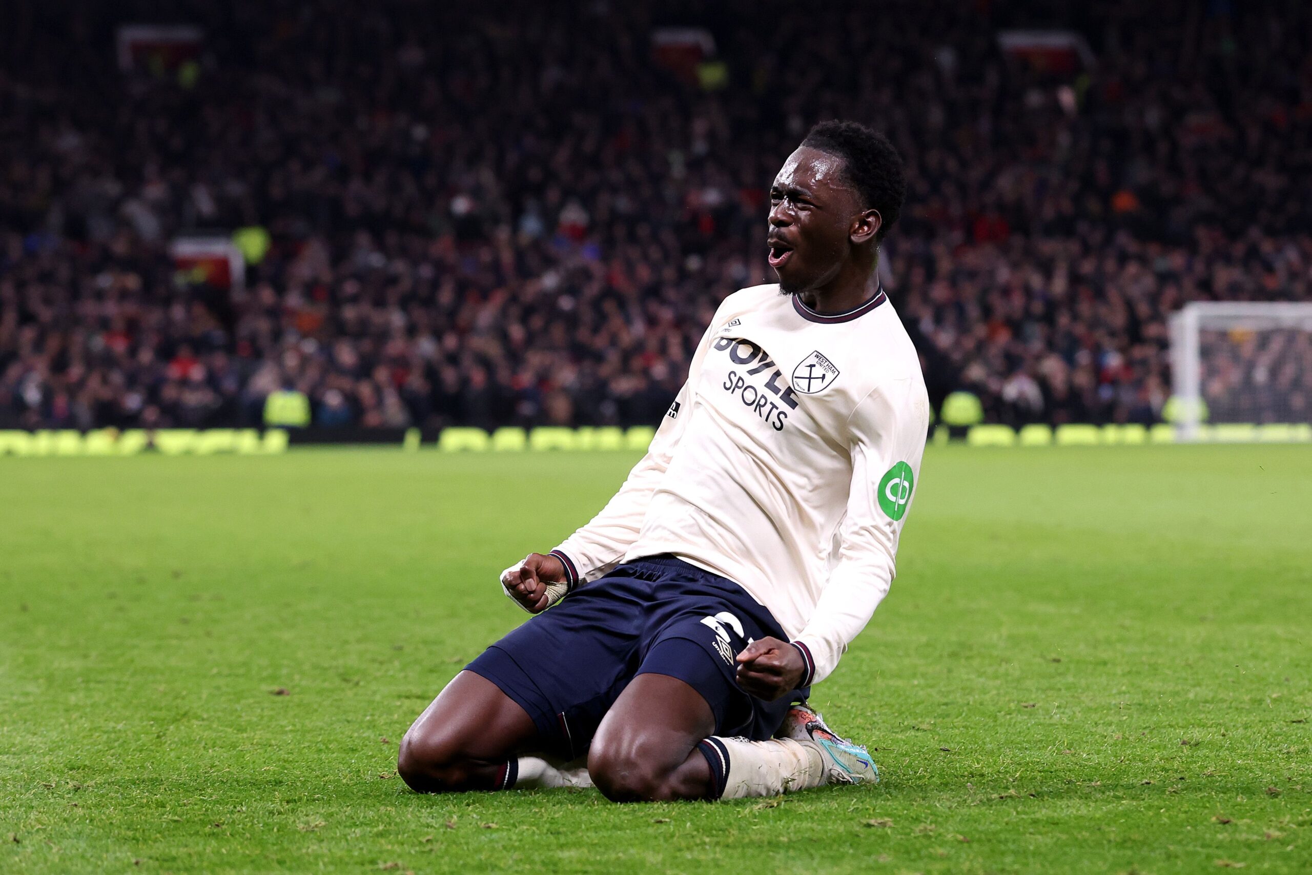 Napoli considera a jugador de West Ham como alternativa a Kobbie Mainoo