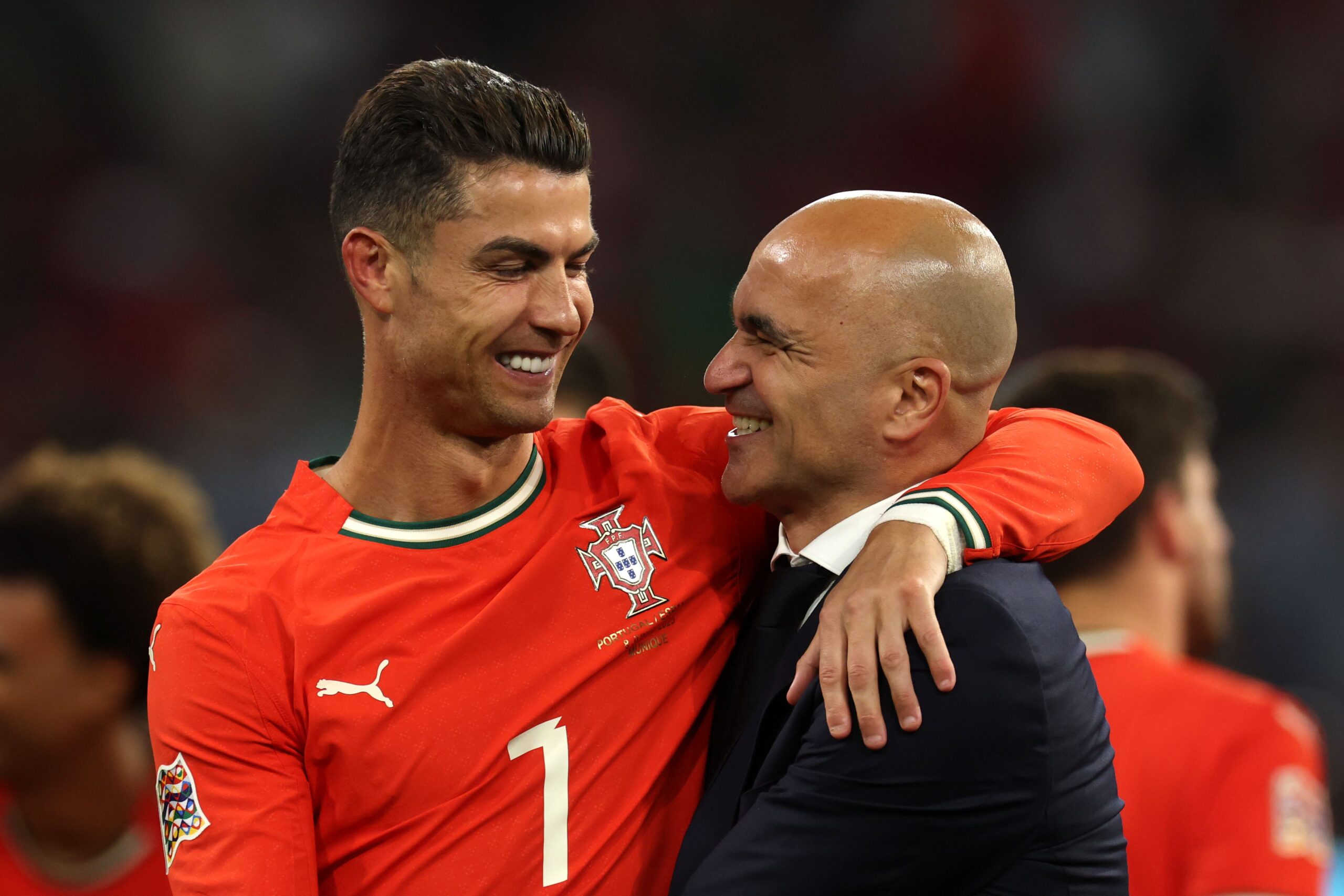 Cristiano Ronaldo confía en alcanzar mil goles tras recibir premio en Medio Oriente