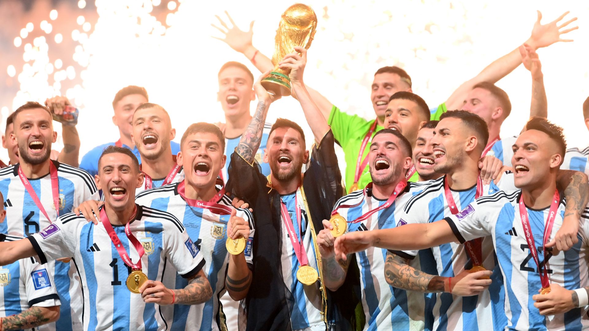 Messi y Enzo Fernández: el sueño de ‘PlayStation’ en la defensa del título mundial