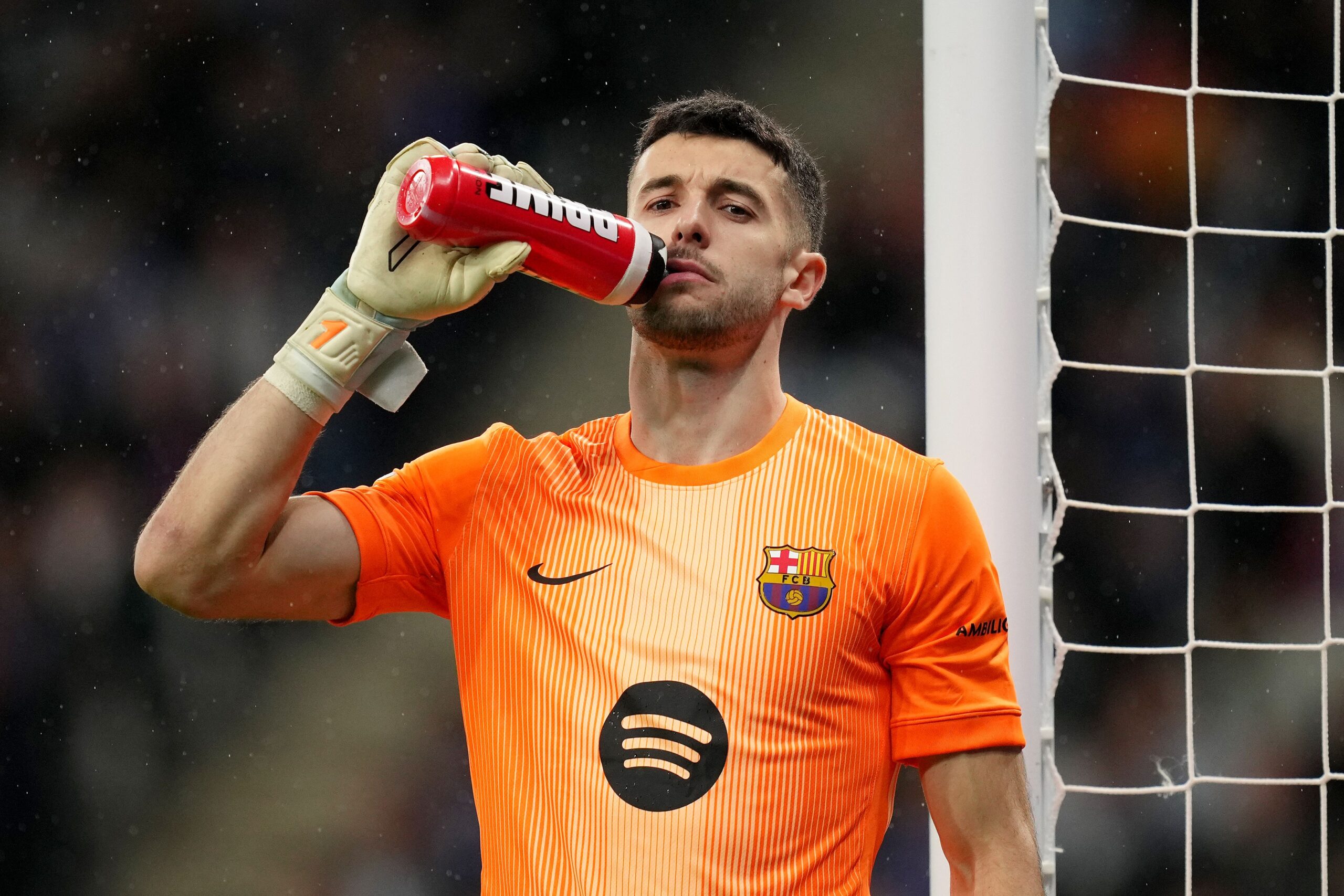 Calificaciones de jugadores del Barcelona vs Espanyol: Olmo y Lewandowski brillan