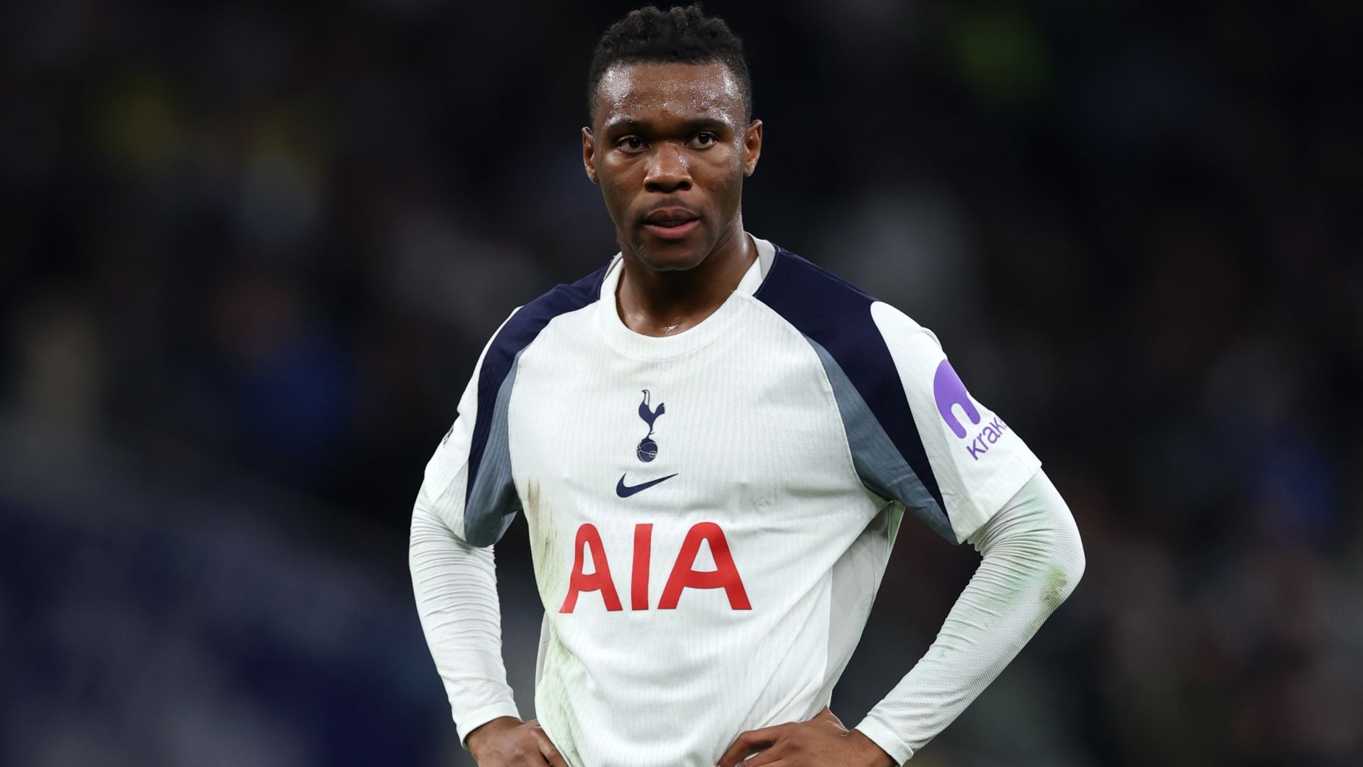 Udogie víctima de robo: ladrones asaltan su coche durante el partido del Spurs
