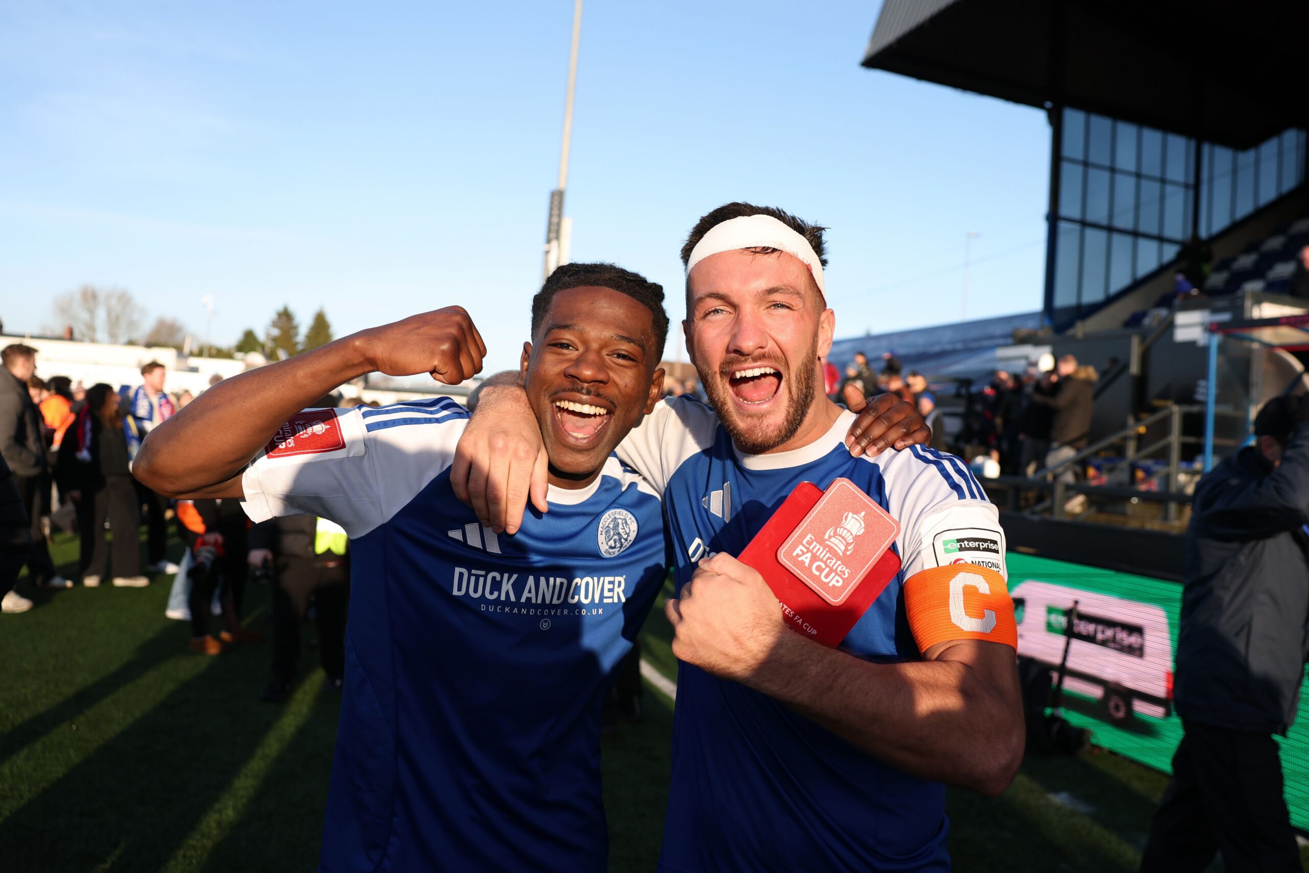 Raphinha brilla en el Clásico: Ganadores y perdedores del fútbol del fin de semana