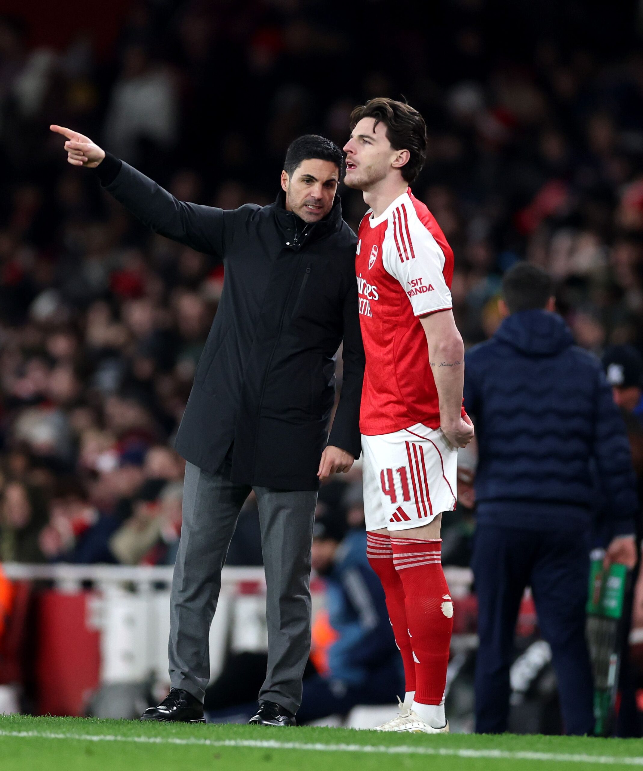 Declan Rice explota de frustración tras empate de Arsenal con Nottingham Forest