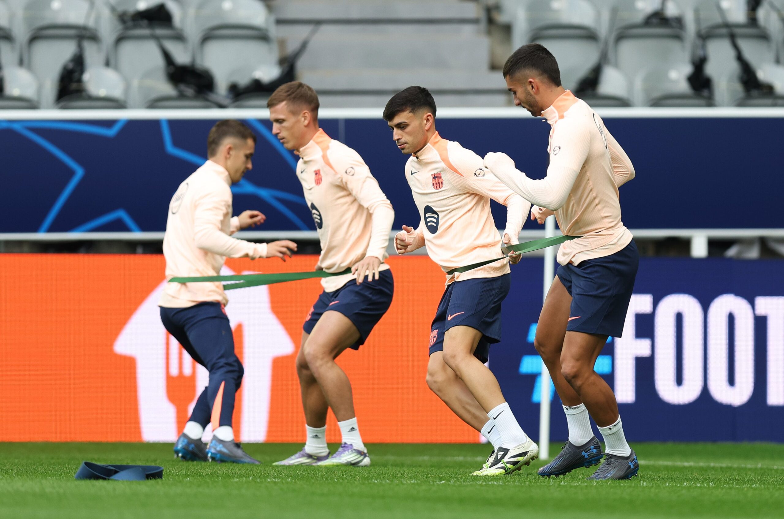 Ronald Araujo regresa a entrenamientos en Barcelona tras descanso emocional