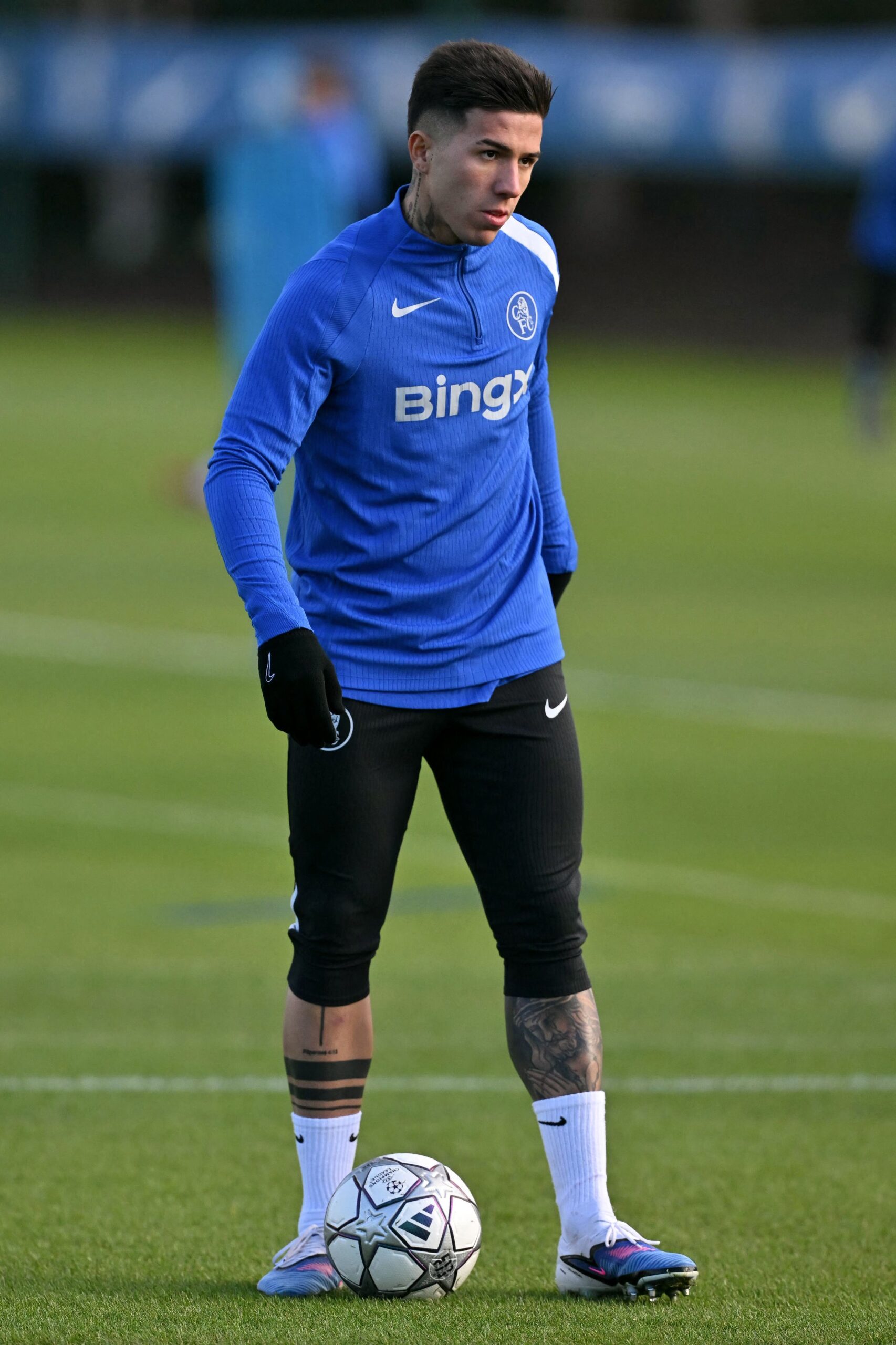 Rosenior de Chelsea confirma virus ‘grave’ que afecta a su equipo antes de Champions