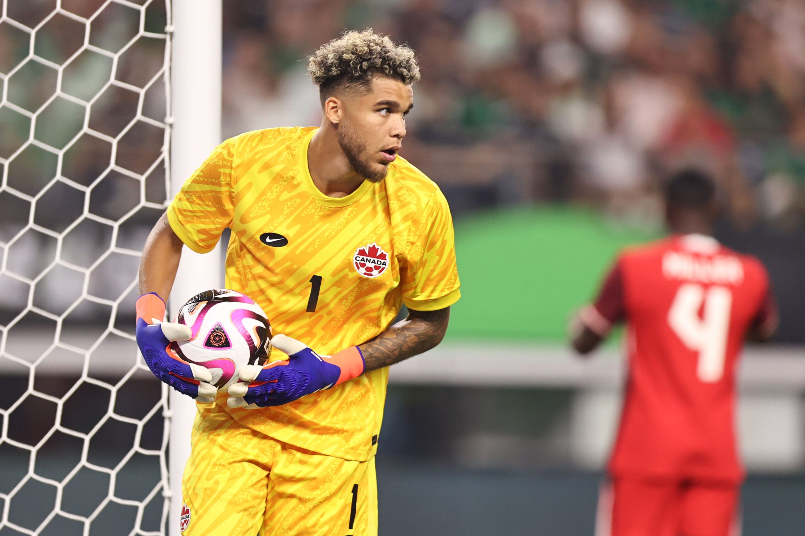 La Lucha por el Portero Titular de la Selección de Canadá: St. Clair vs Crépeau