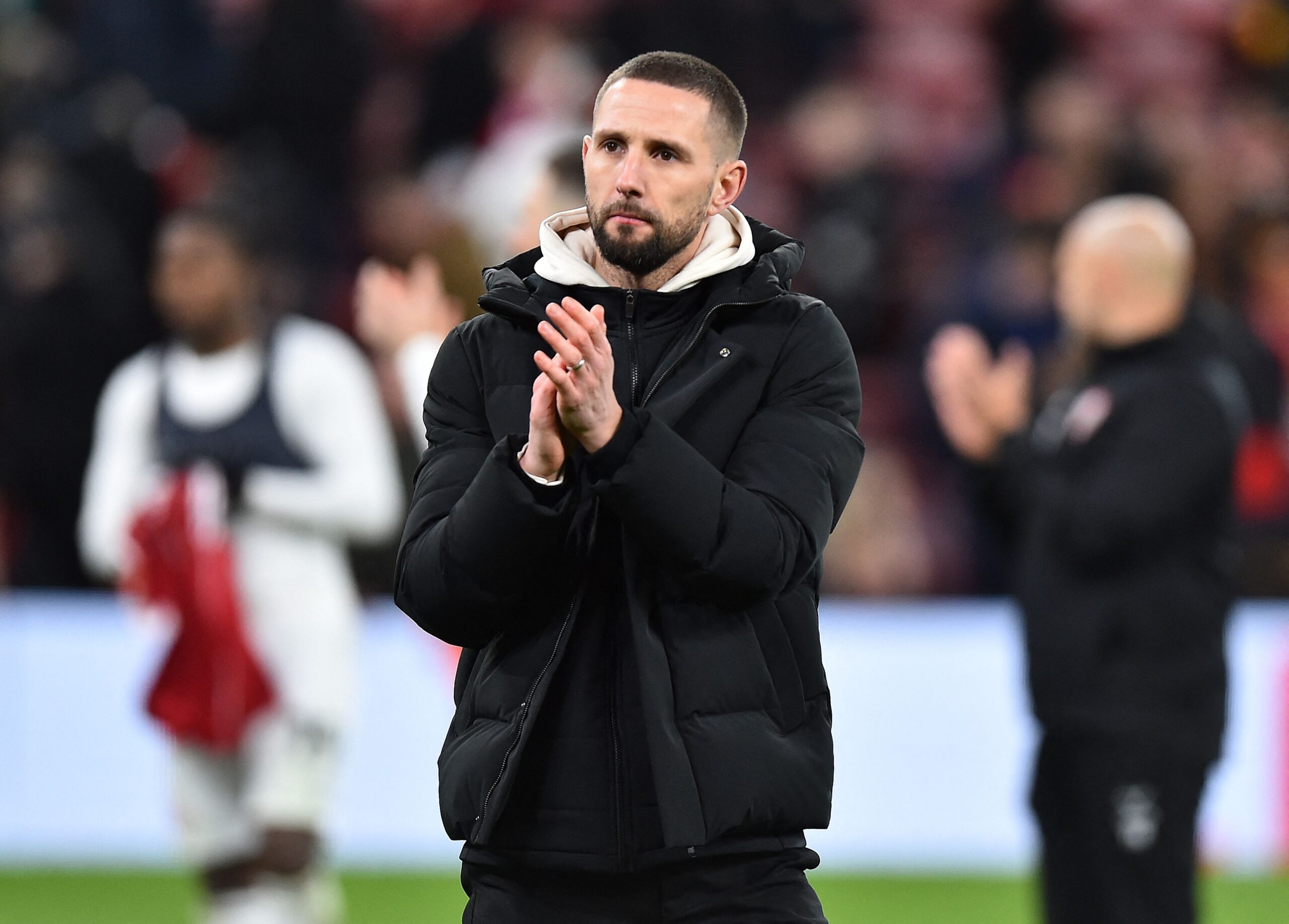 Szoboszlai criticado por el entrenador de Barnsley tras arriesgada jugada en FA Cup