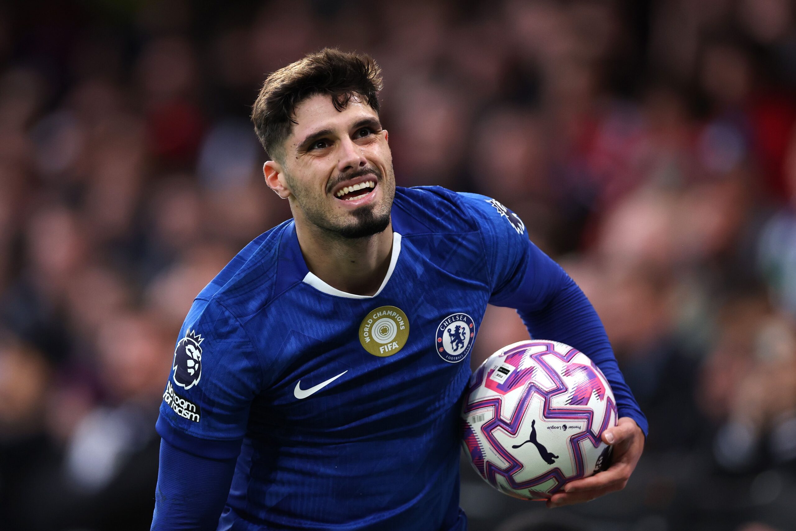 Pedro Neto criticado por rendimiento en empate con Man City: nunca será Hazard