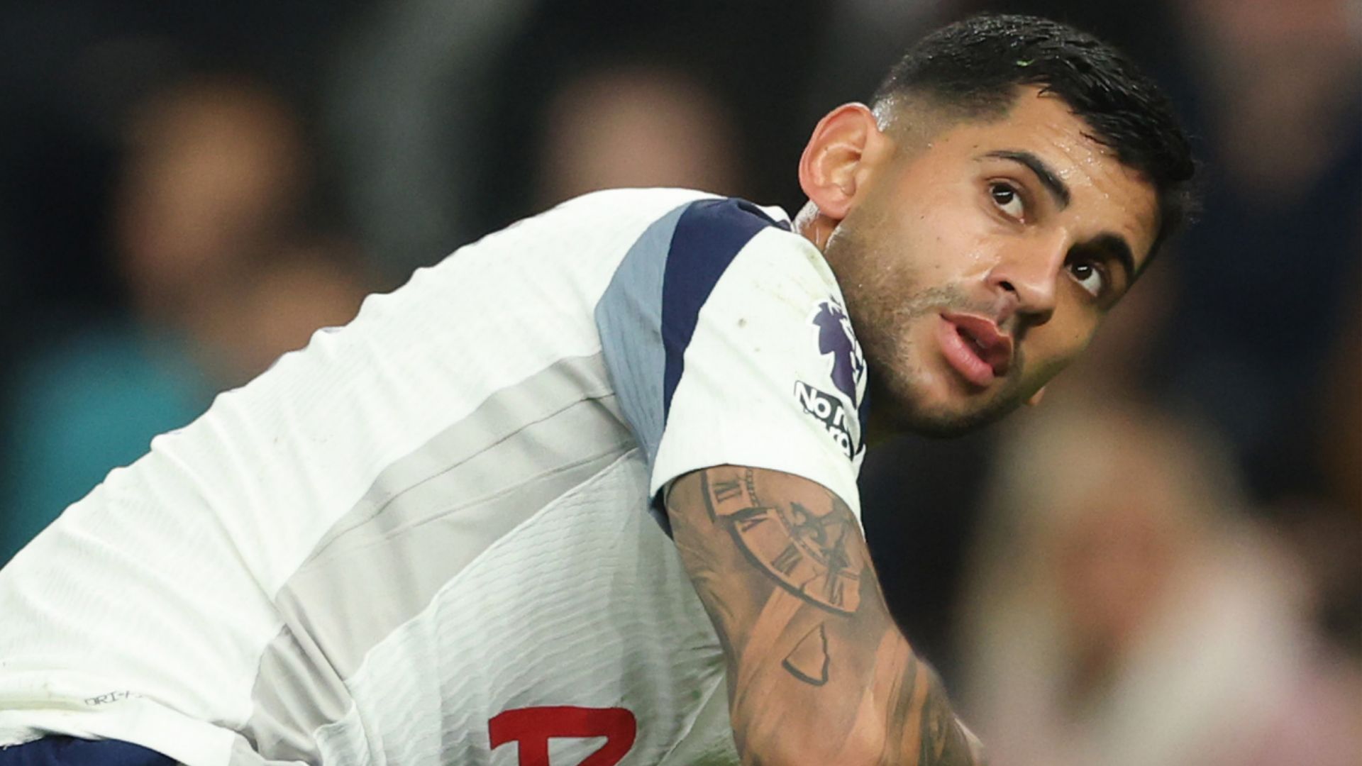 Cristian Romero pide silencio tras otra derrota vergonzosa en Tottenham