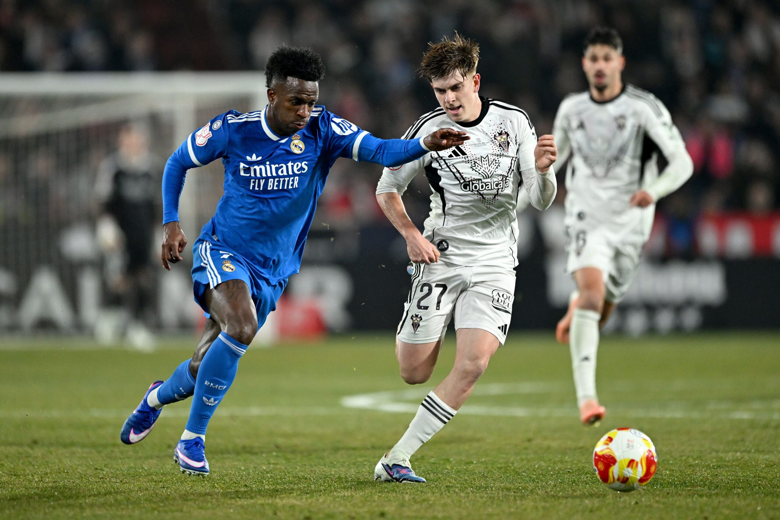 Real Madrid y Vinicius Jr reciben disculpas de Albacete tras incidente racista
