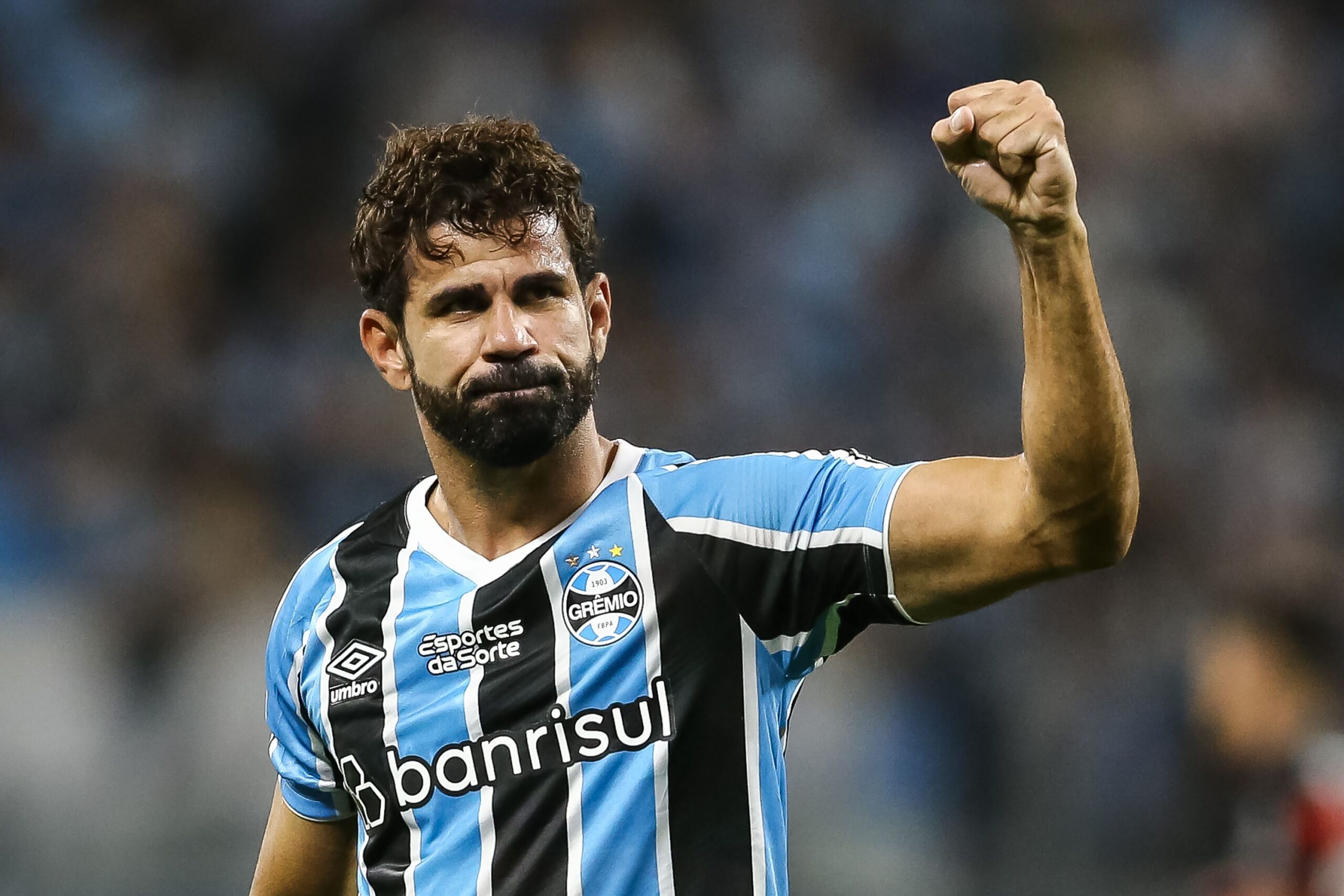 Informe: Reportera acusa a Diego Costa de toser intencionadamente durante entrevista